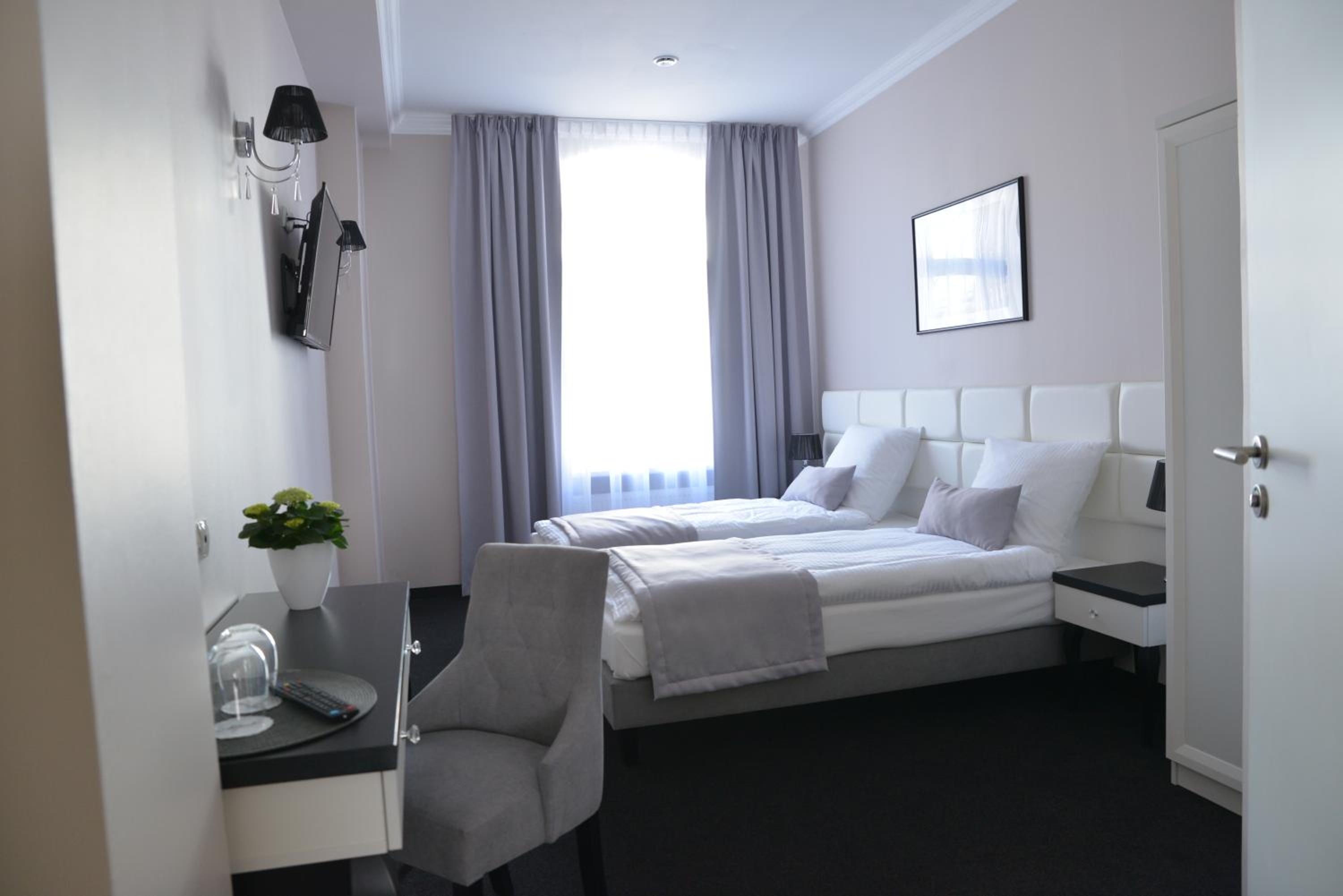Superior Twin Room - Photo 5