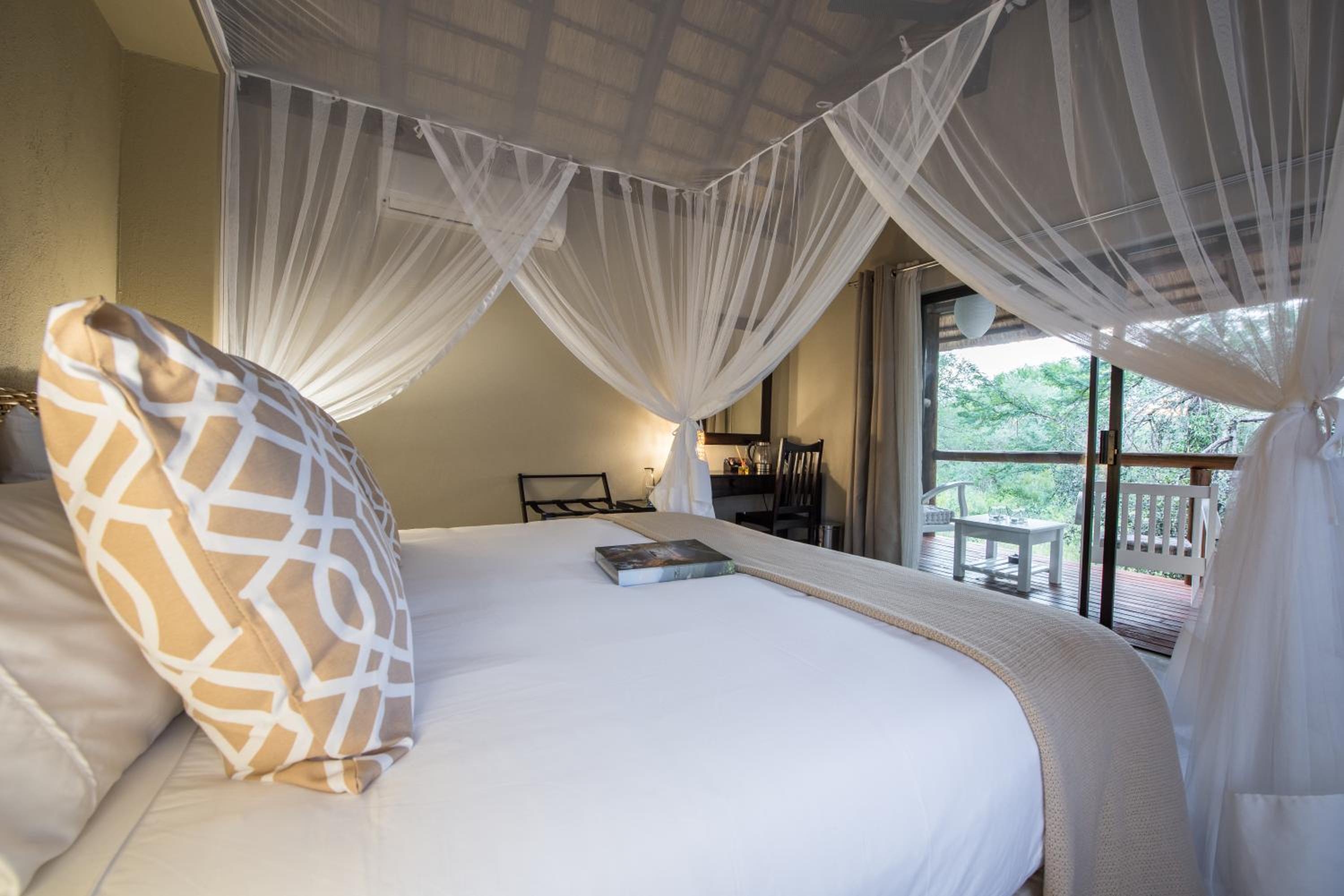 King Room with Garden View