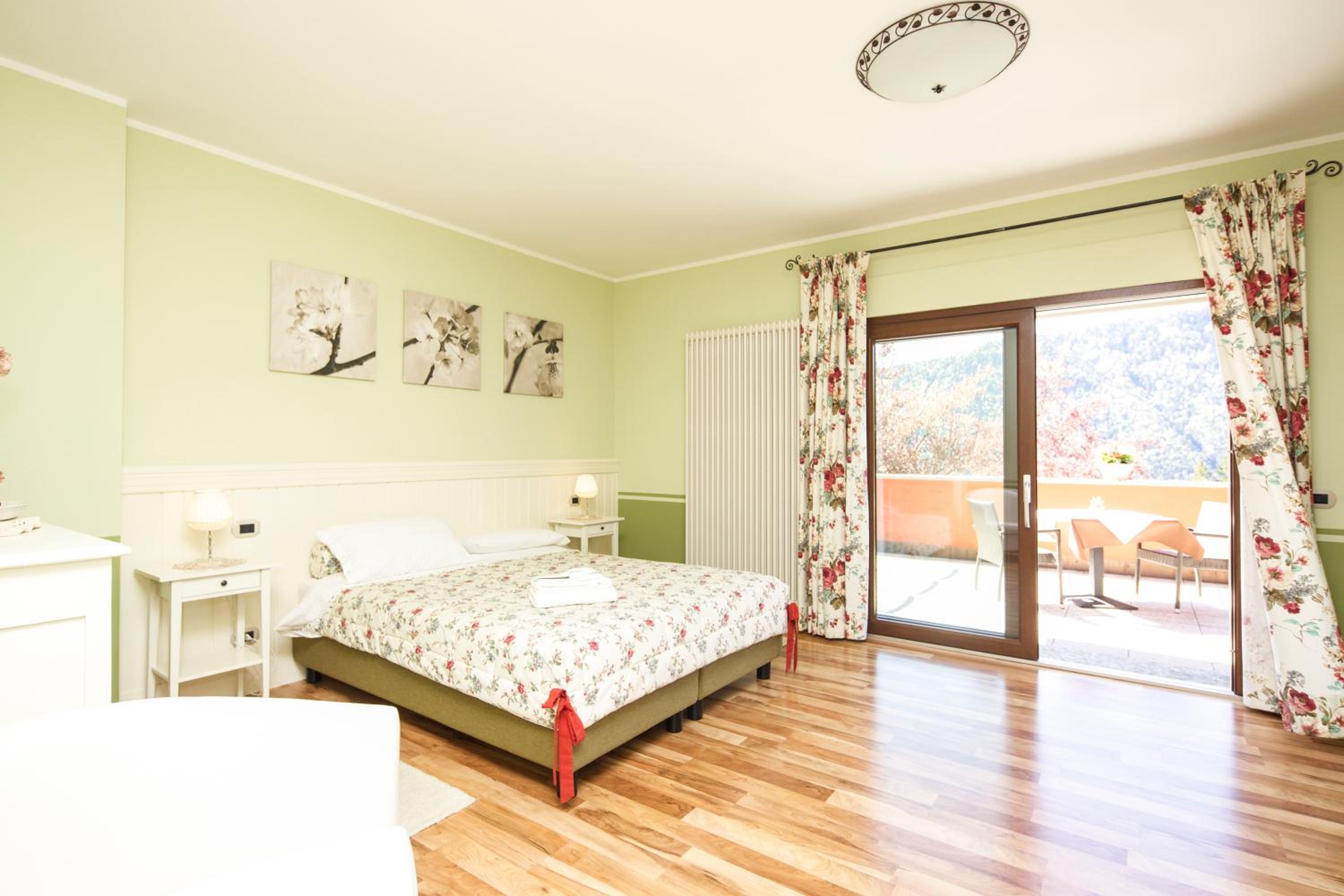 Junior Suite with Terrace photo 1
