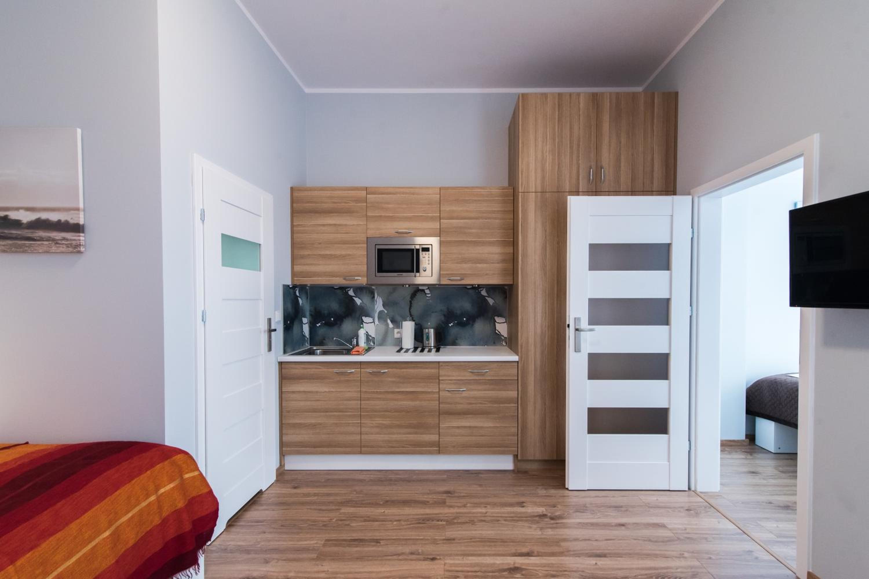 Quadruple Room with Private Bathroom photo 2