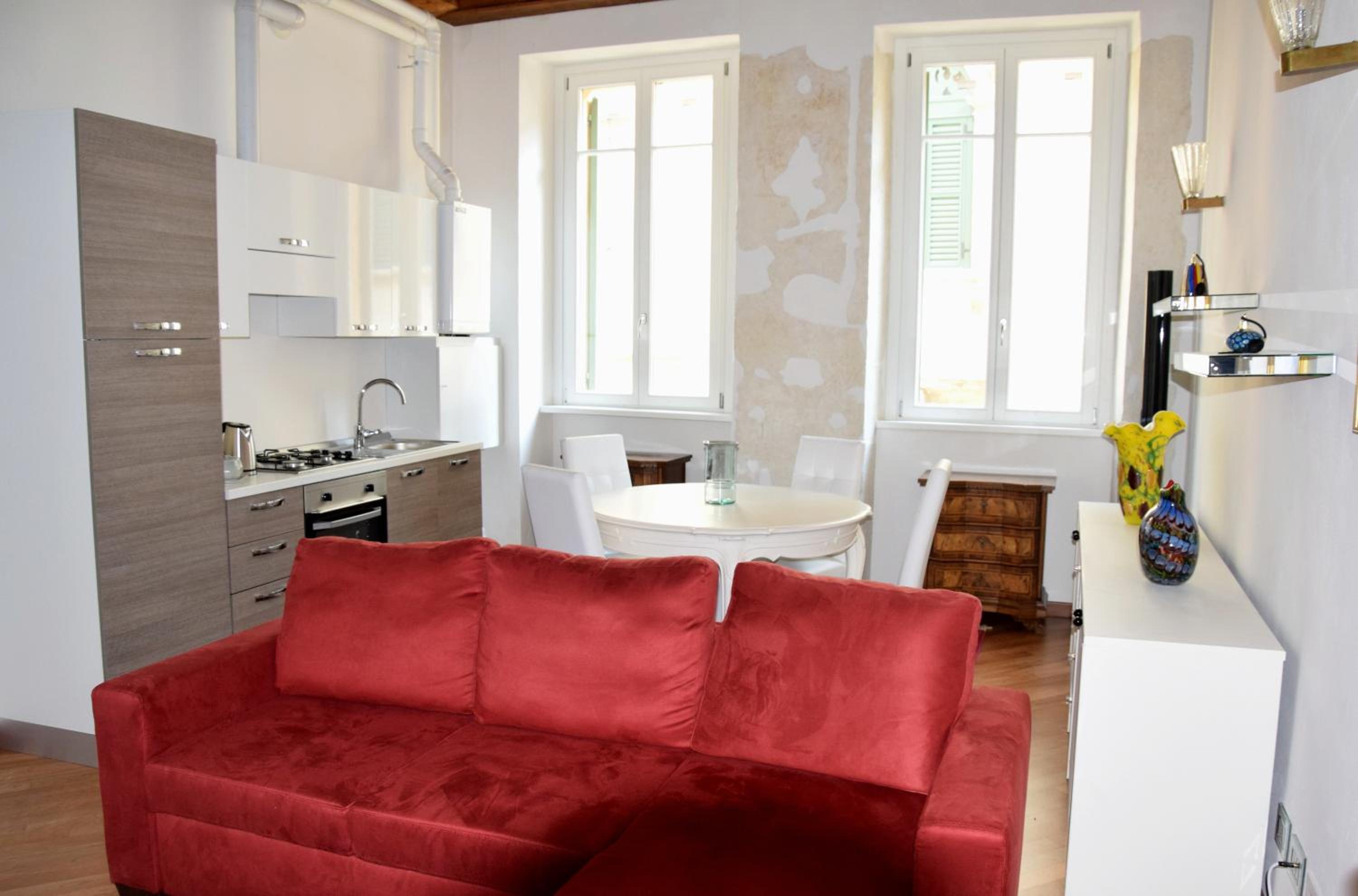 Deluxe Apartment - Separate Building