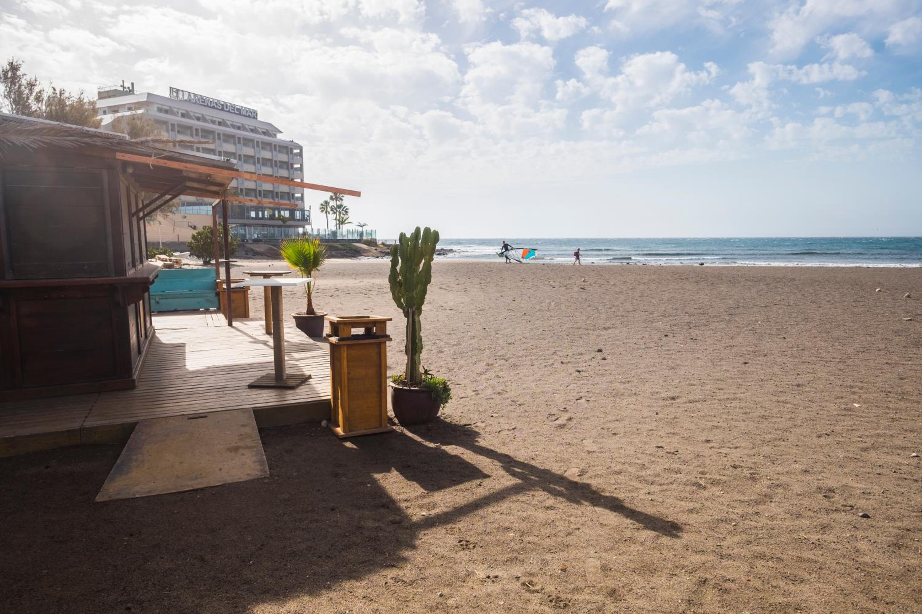 Apartment with Sea View - Photo 6