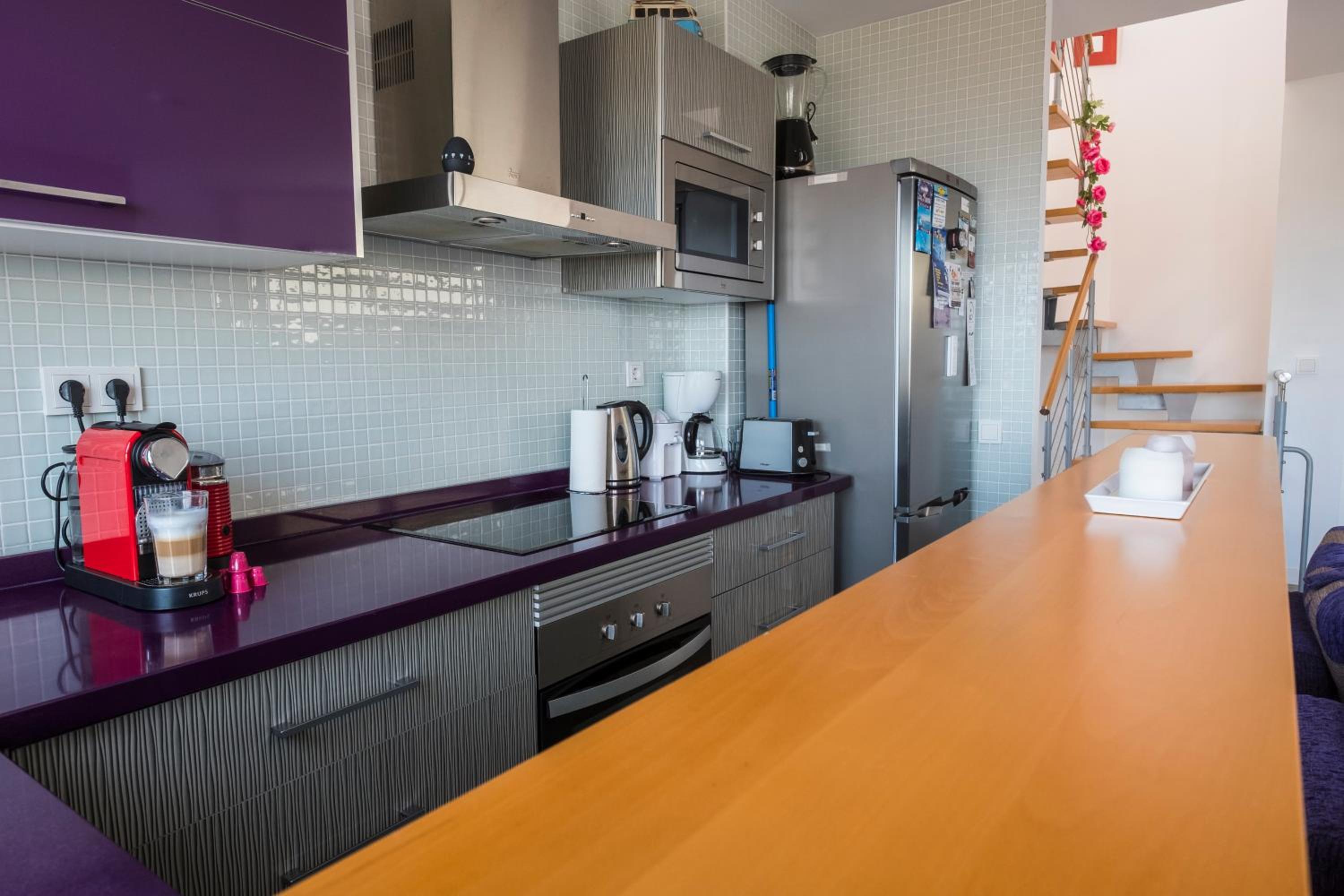 Apartment with Sea View - Photo 14