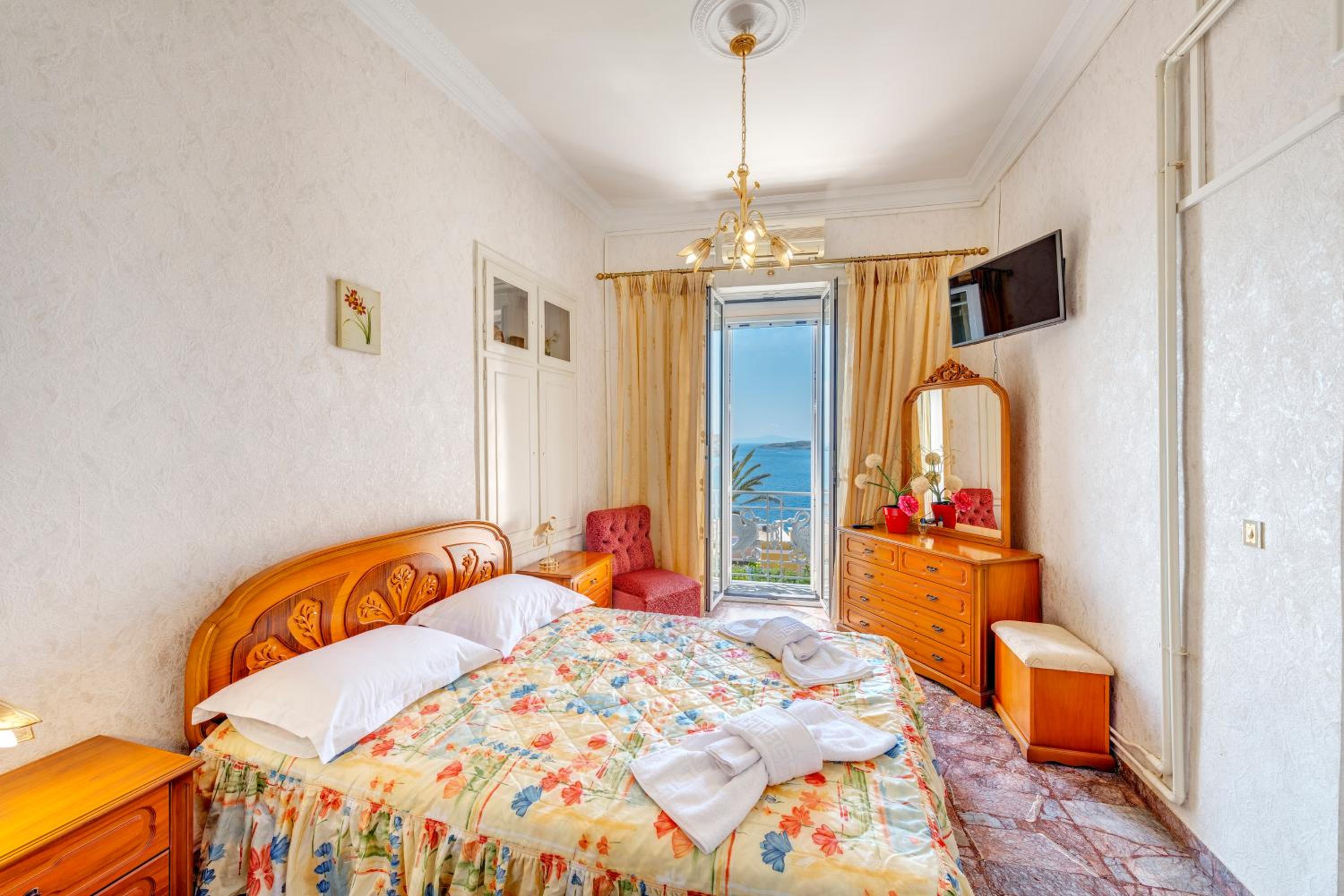 Holiday home with Sea View (2-6 Adults)