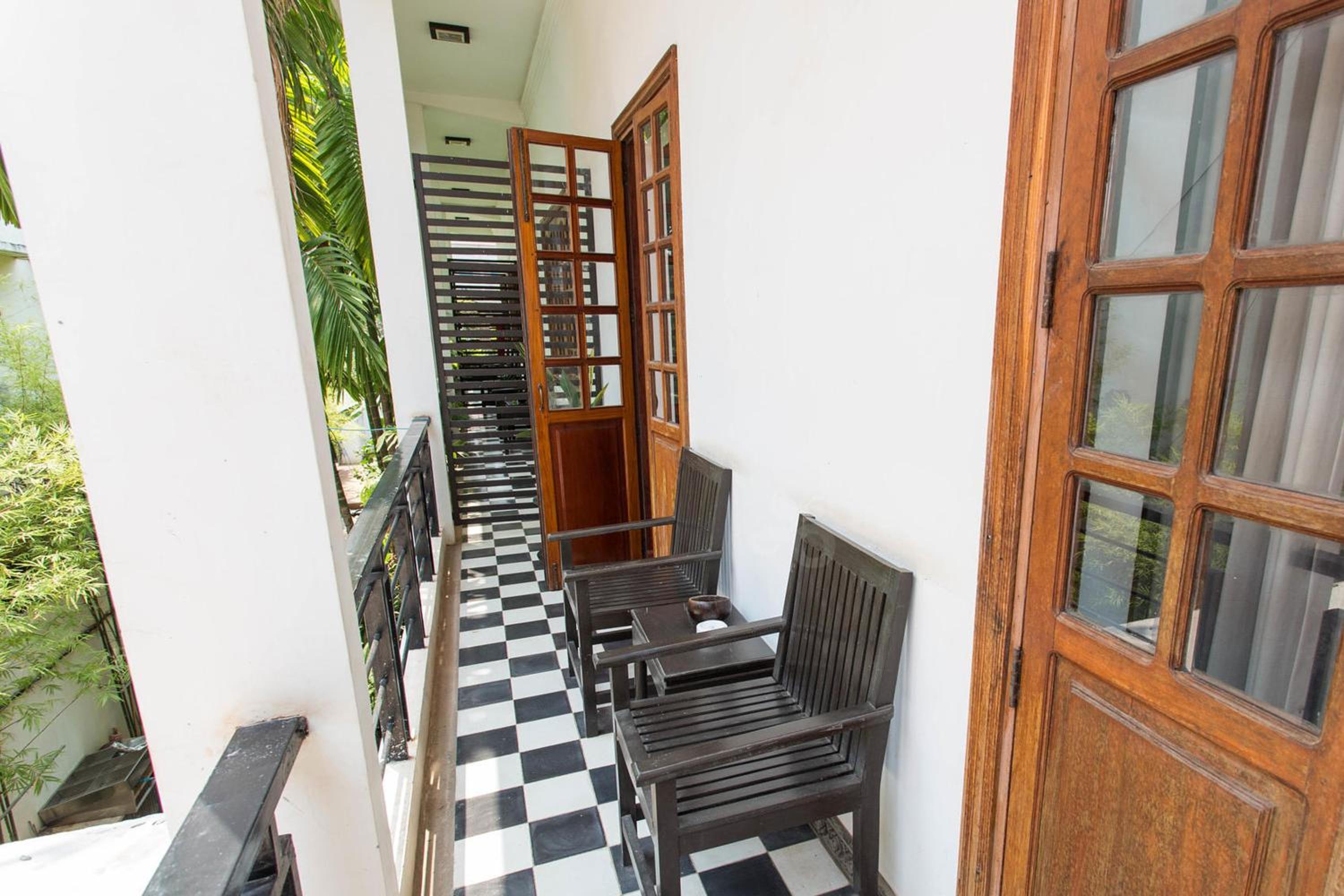 Super Deluxe Double Room with Balcony - Photo 14