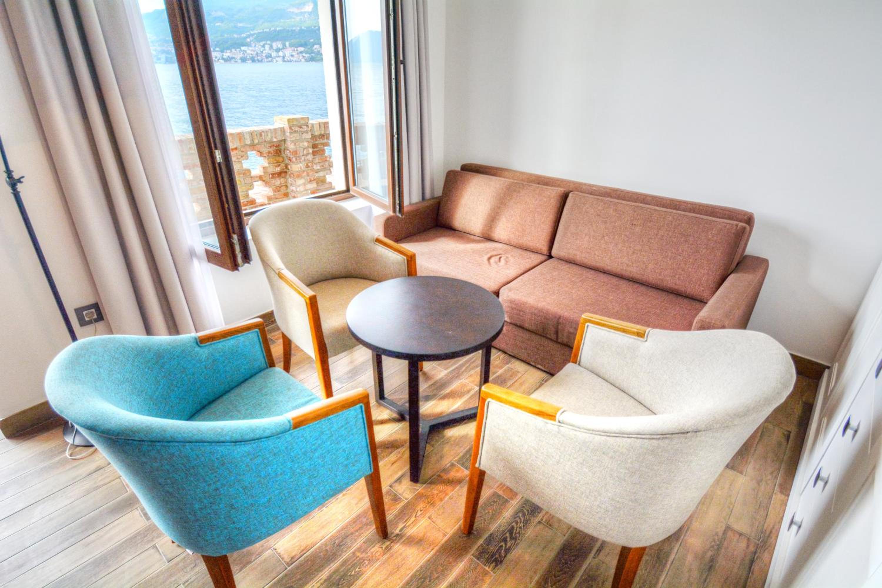 Luxury Apartment with Sea View - Photo 14
