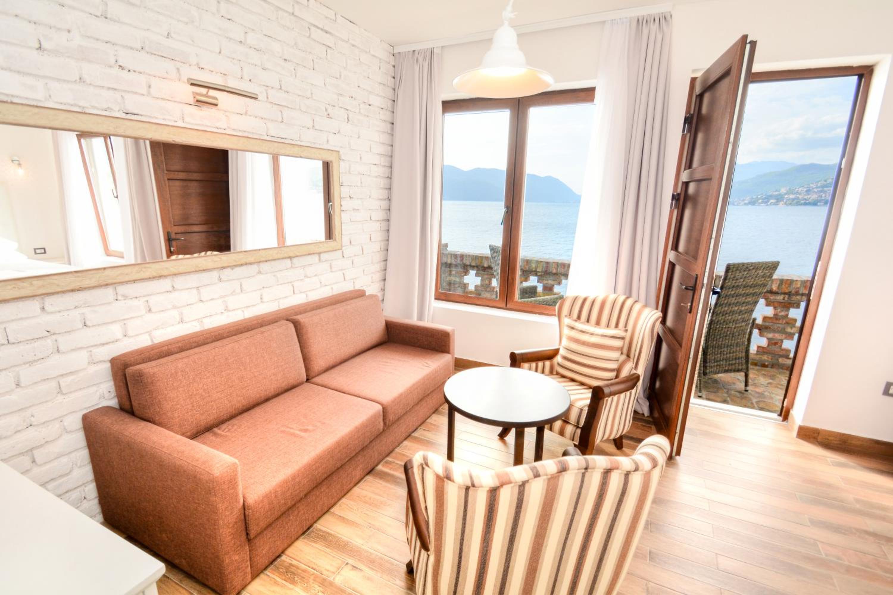 Luxury Apartment with Sea View - Photo 25