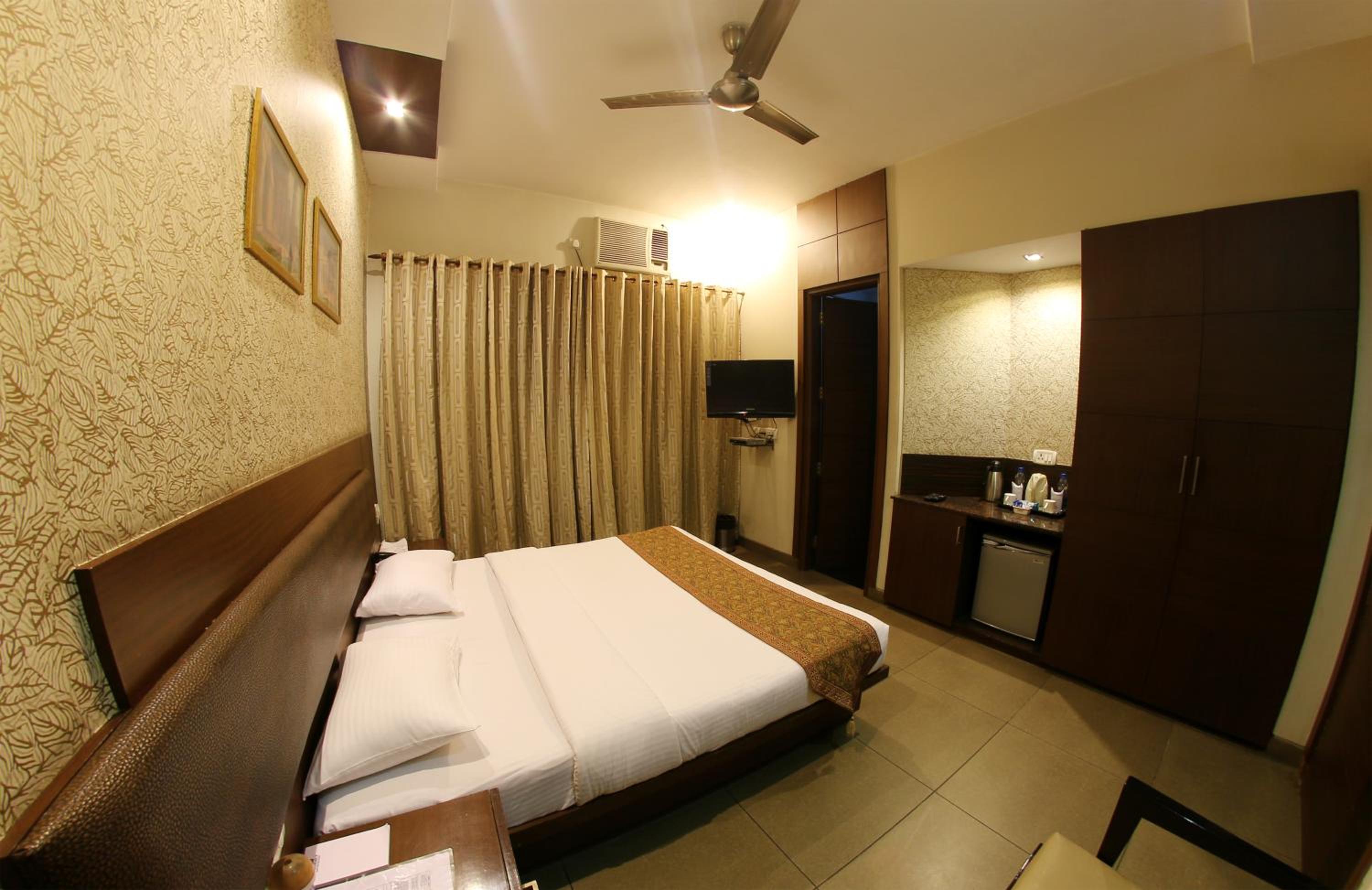 Superior Double Room - Photo 1