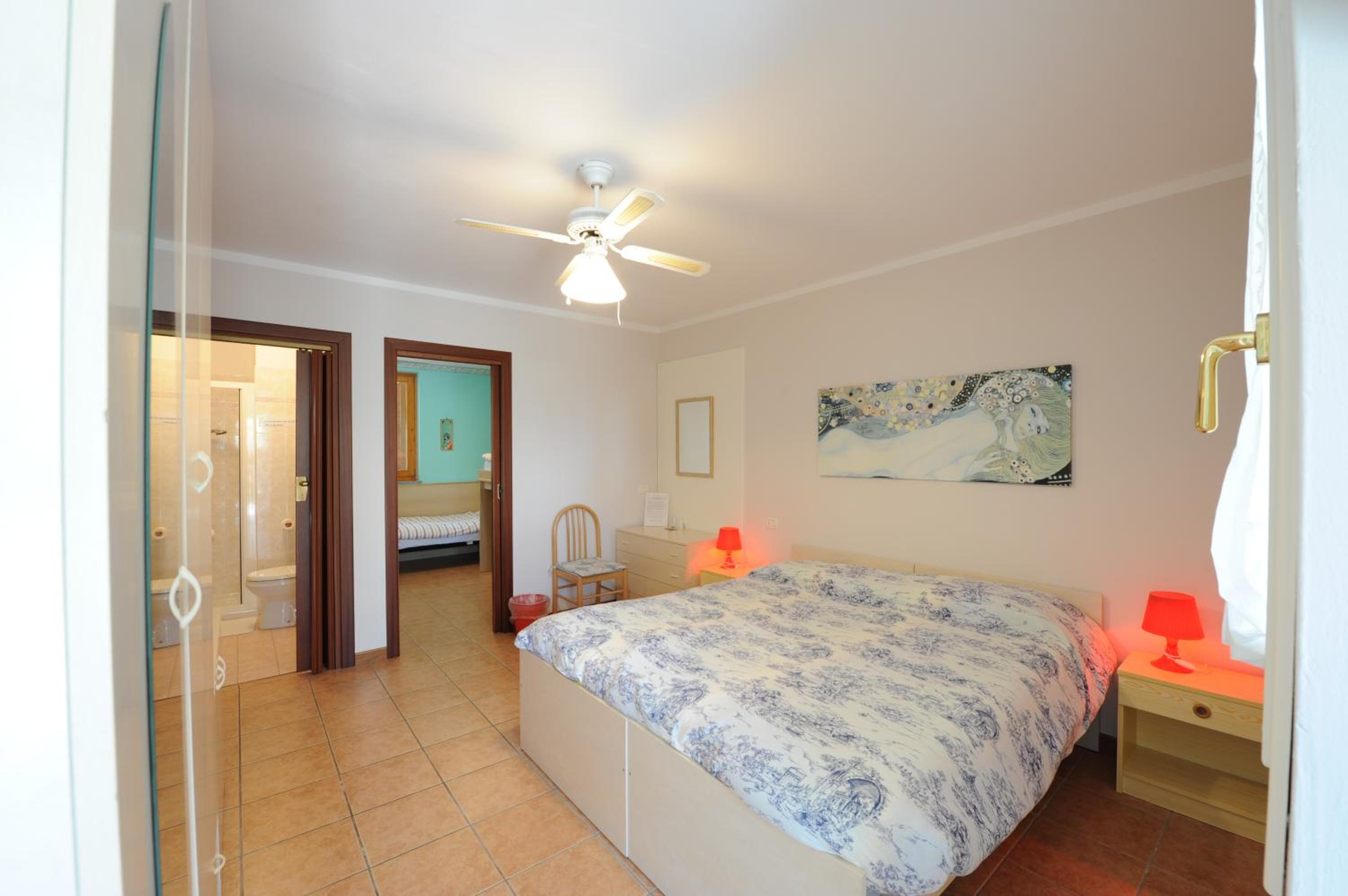 Family Room (Ground Floor) With Terrace photo 2