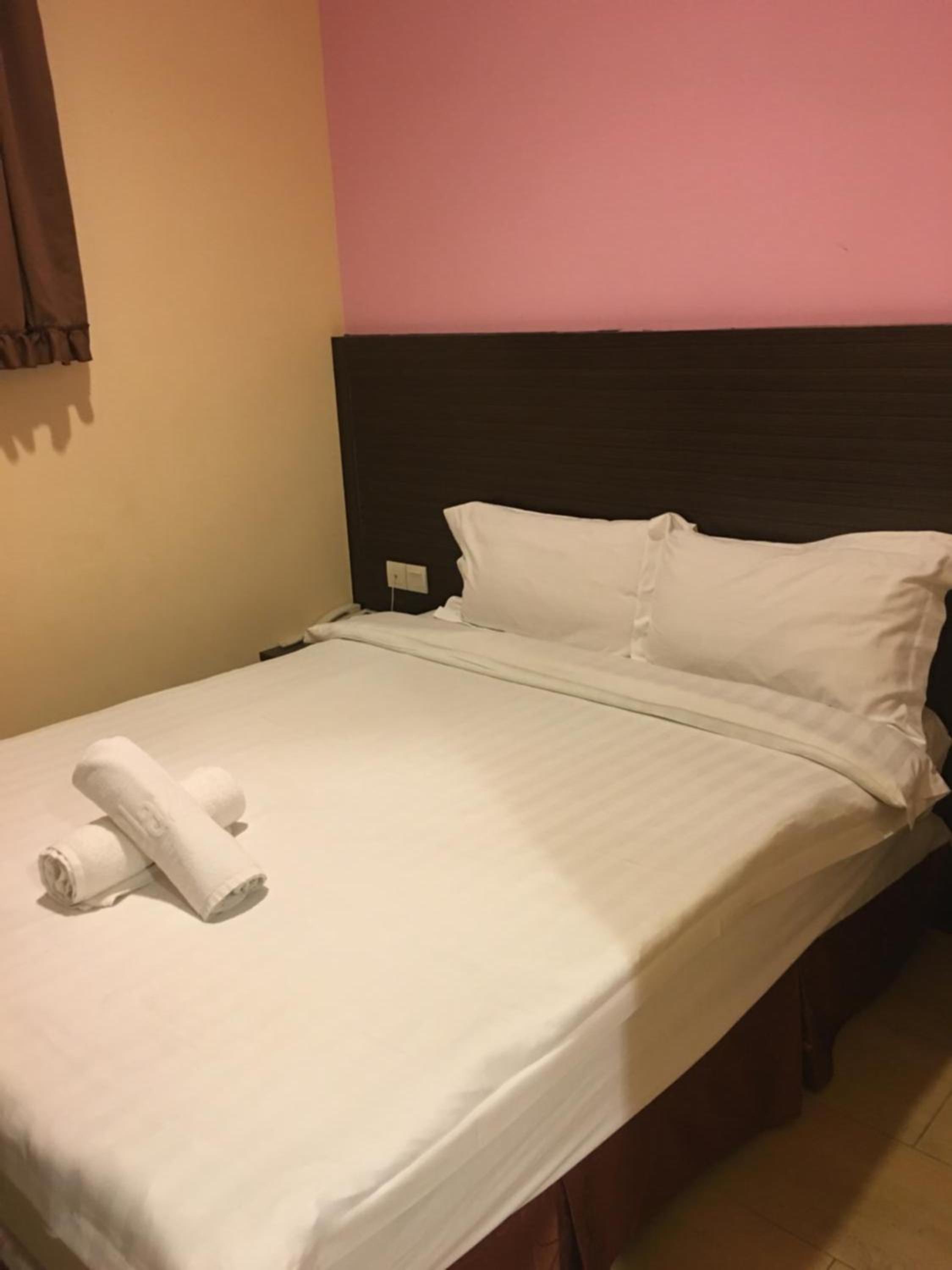 Standard Queen Room photo 2