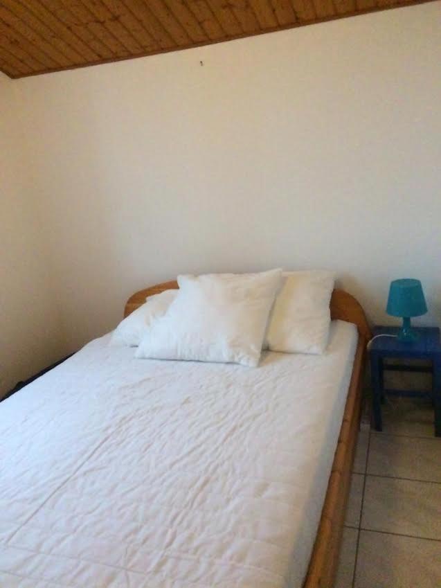 One-Bedroom House photo 2