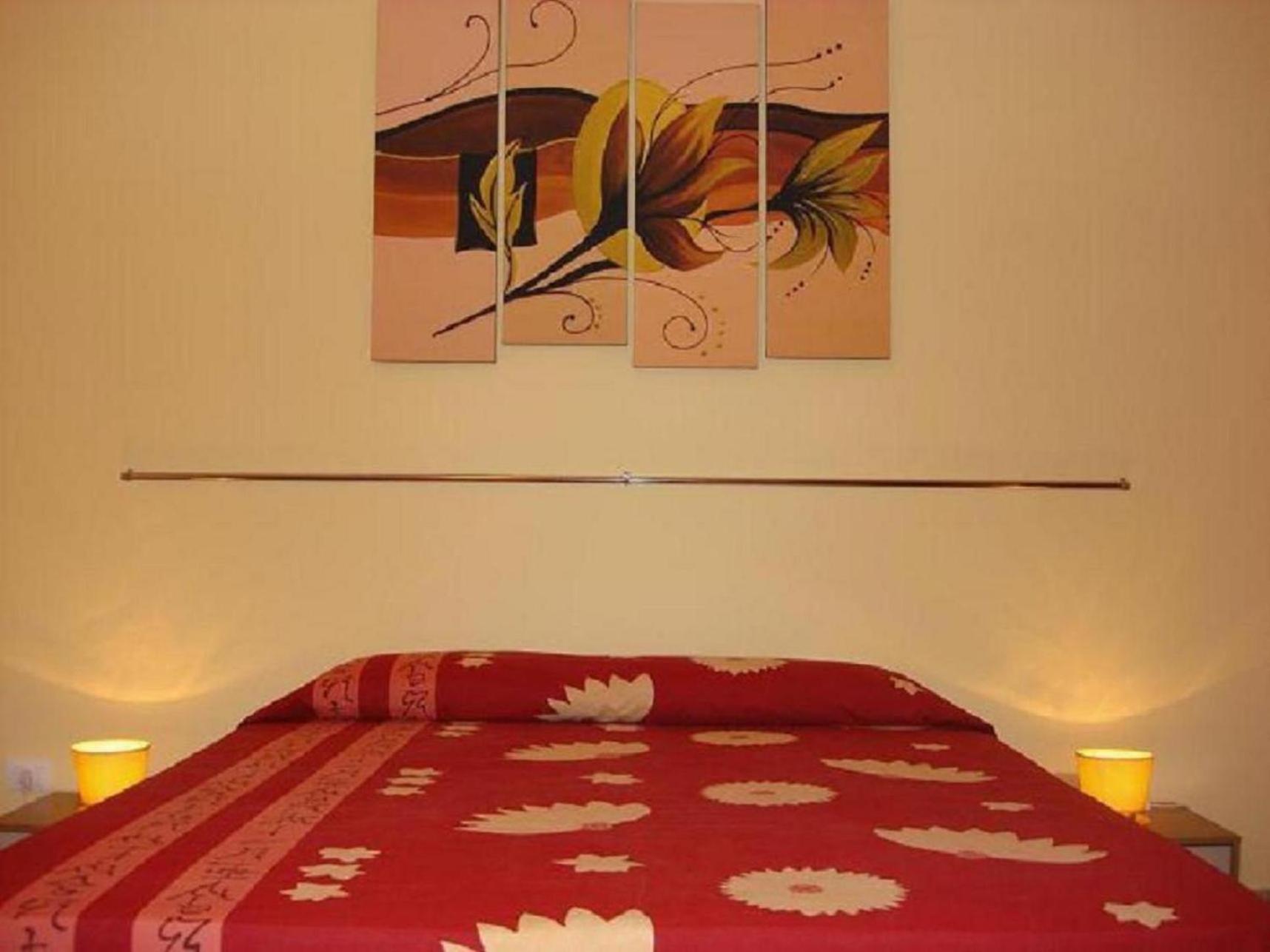 Double or Twin Room - Photo 5