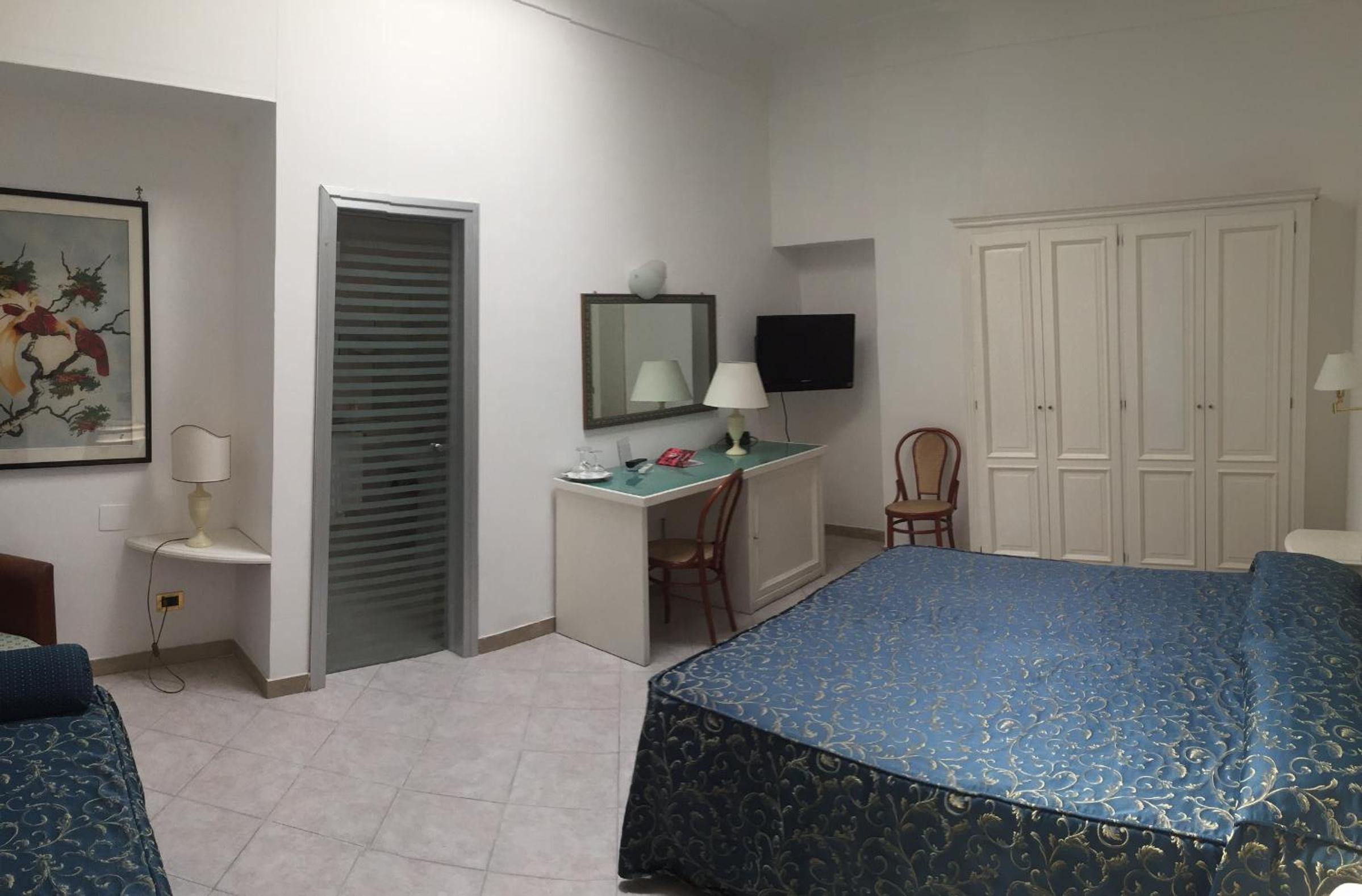 Inner Triple Room - Photo 3