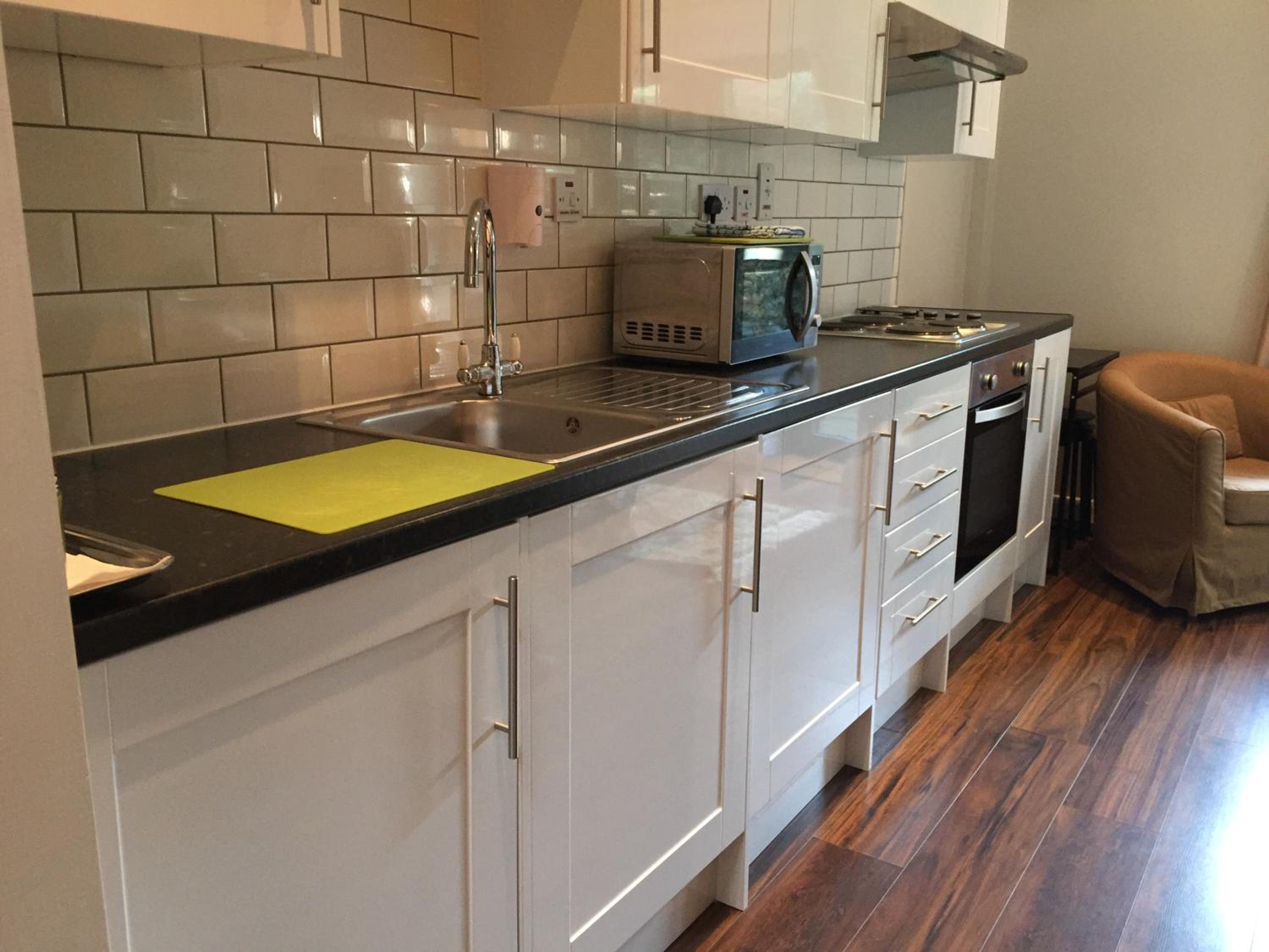 One-Bedroom Apartment (4 Adults) with Terrace photo 3