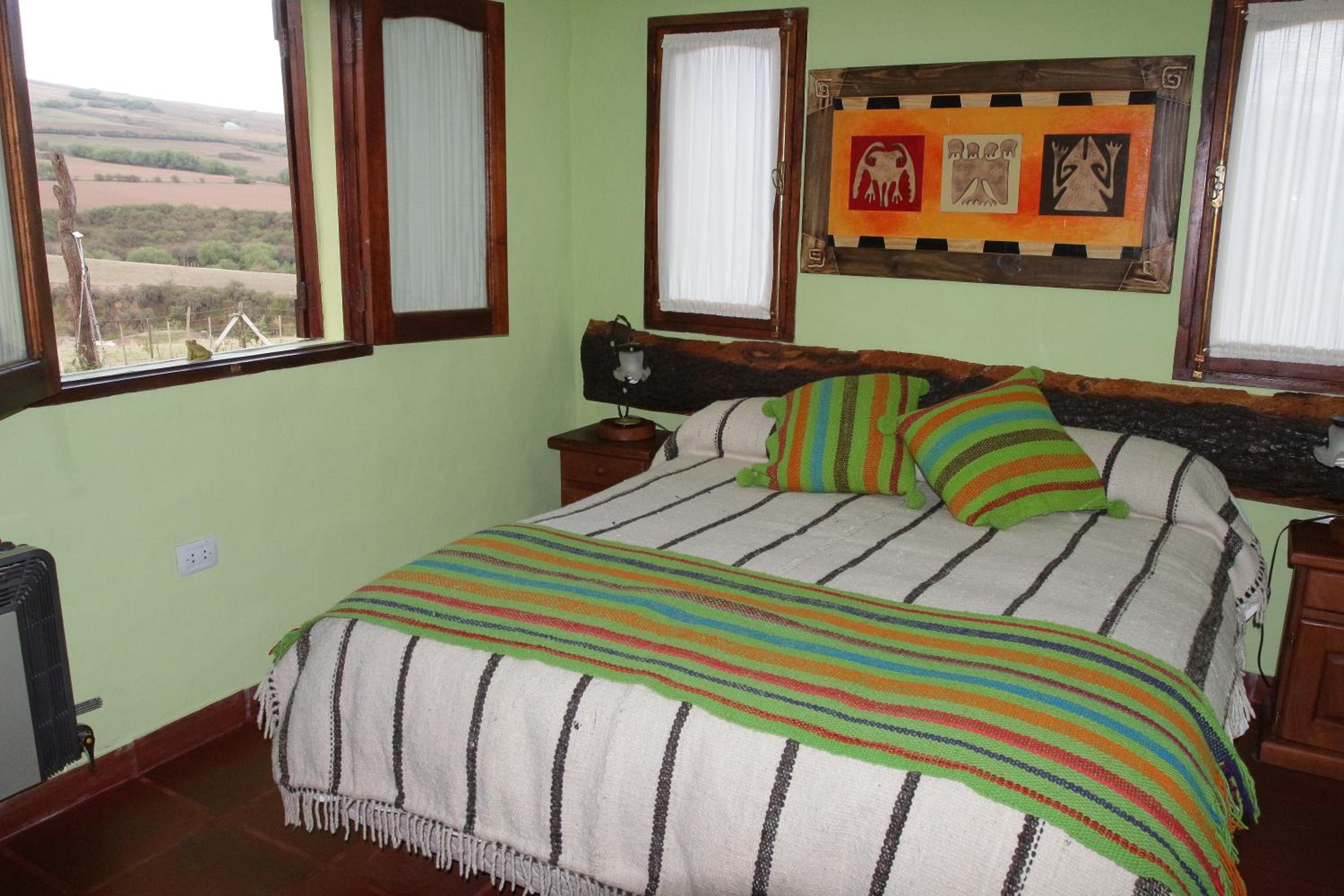 Family Room with Mountain View photo 1