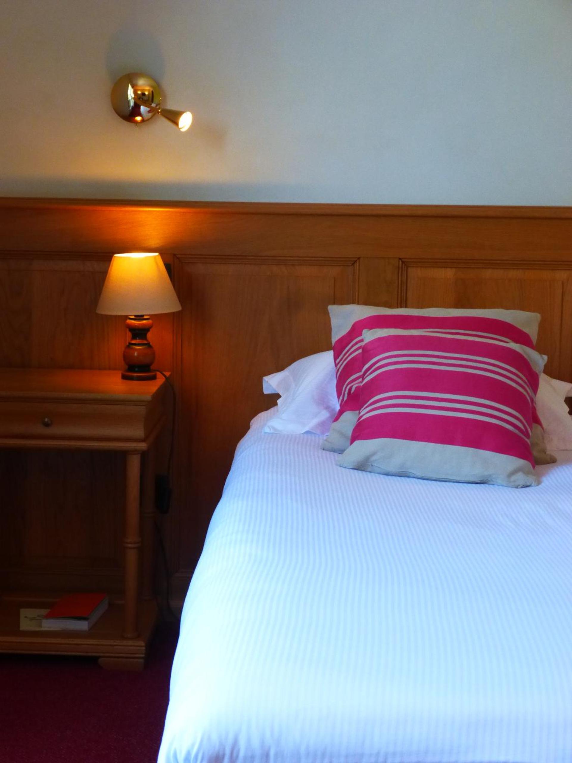 Standard Double Room - Village View - Photo 6
