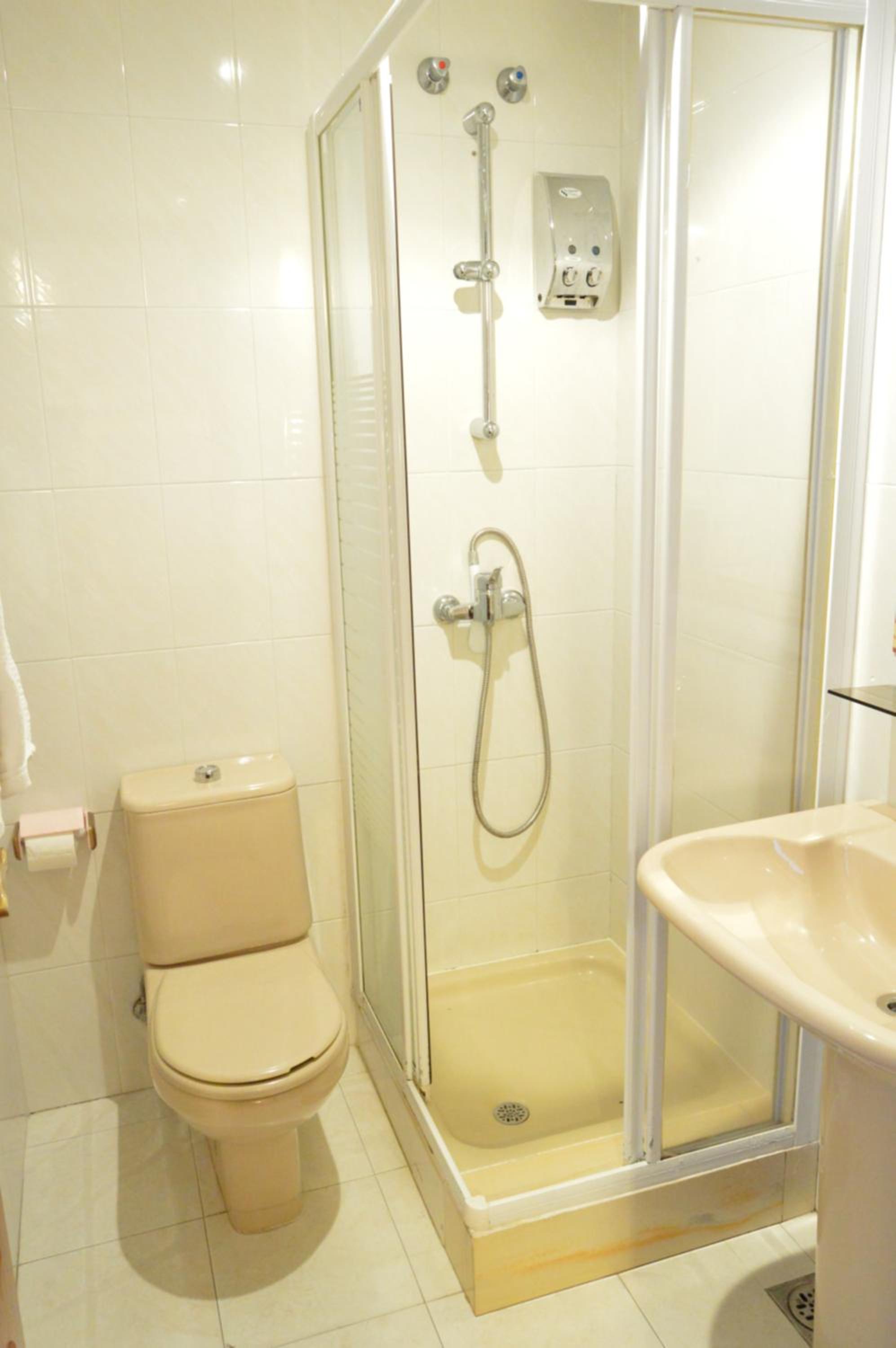 Double  Room - Photo 3