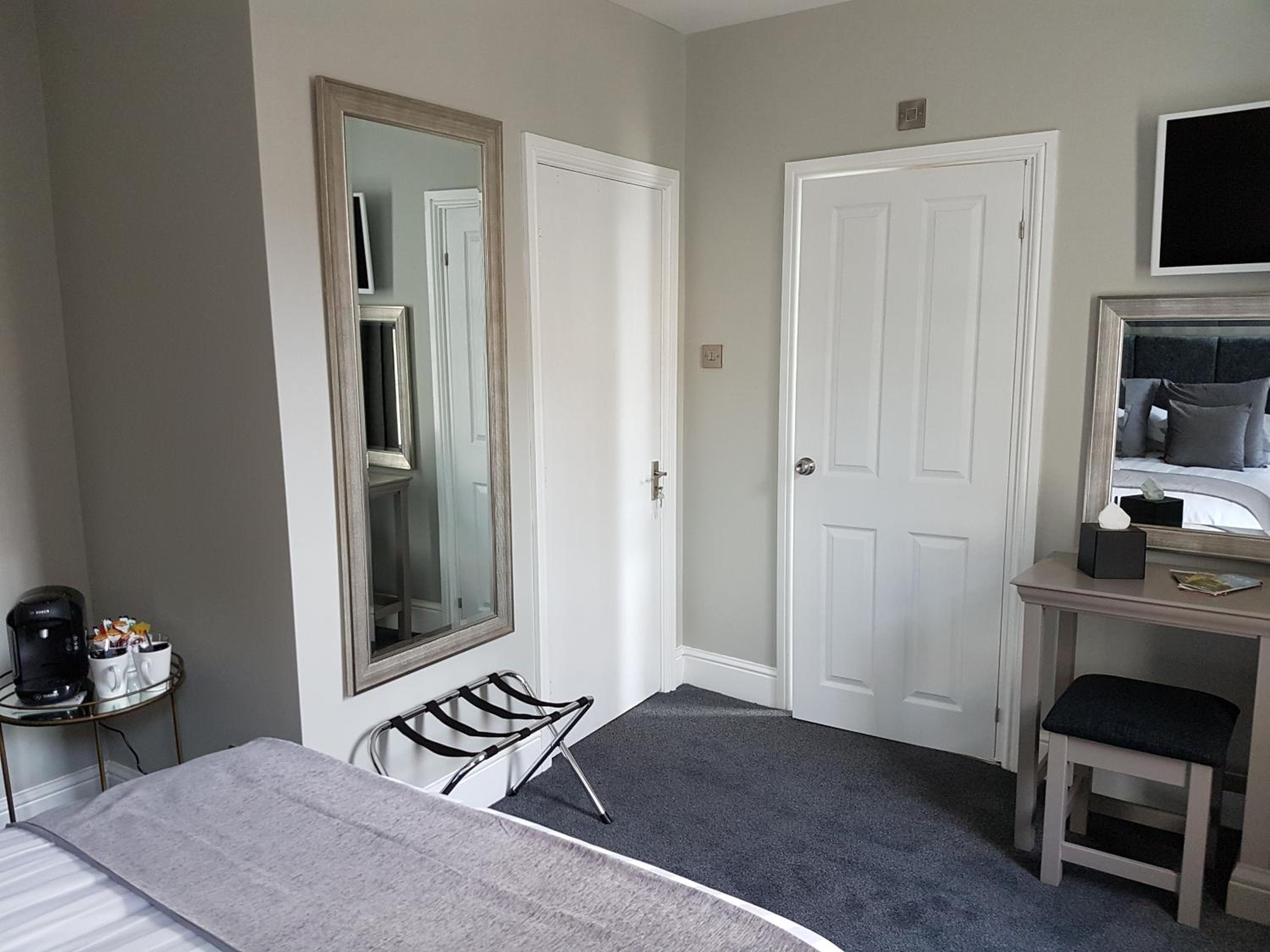 Deluxe Double Room - Photo 5