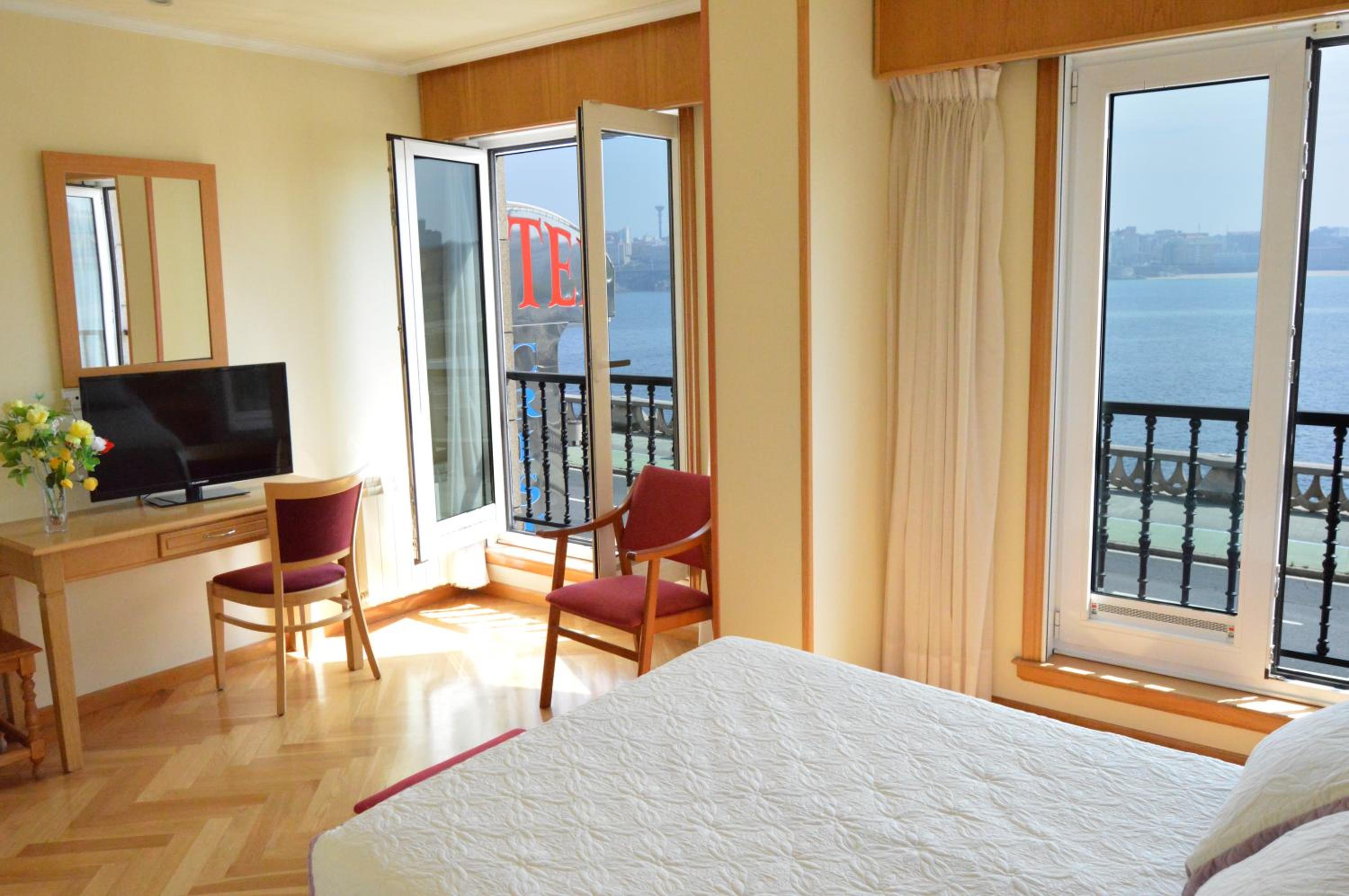 Habitación Doble con Vista al Mar