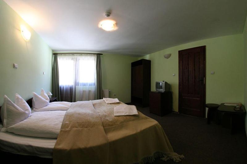 Double Room - Photo 3