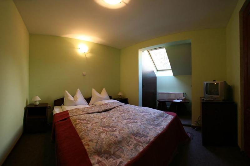 Double Room - Photo 1