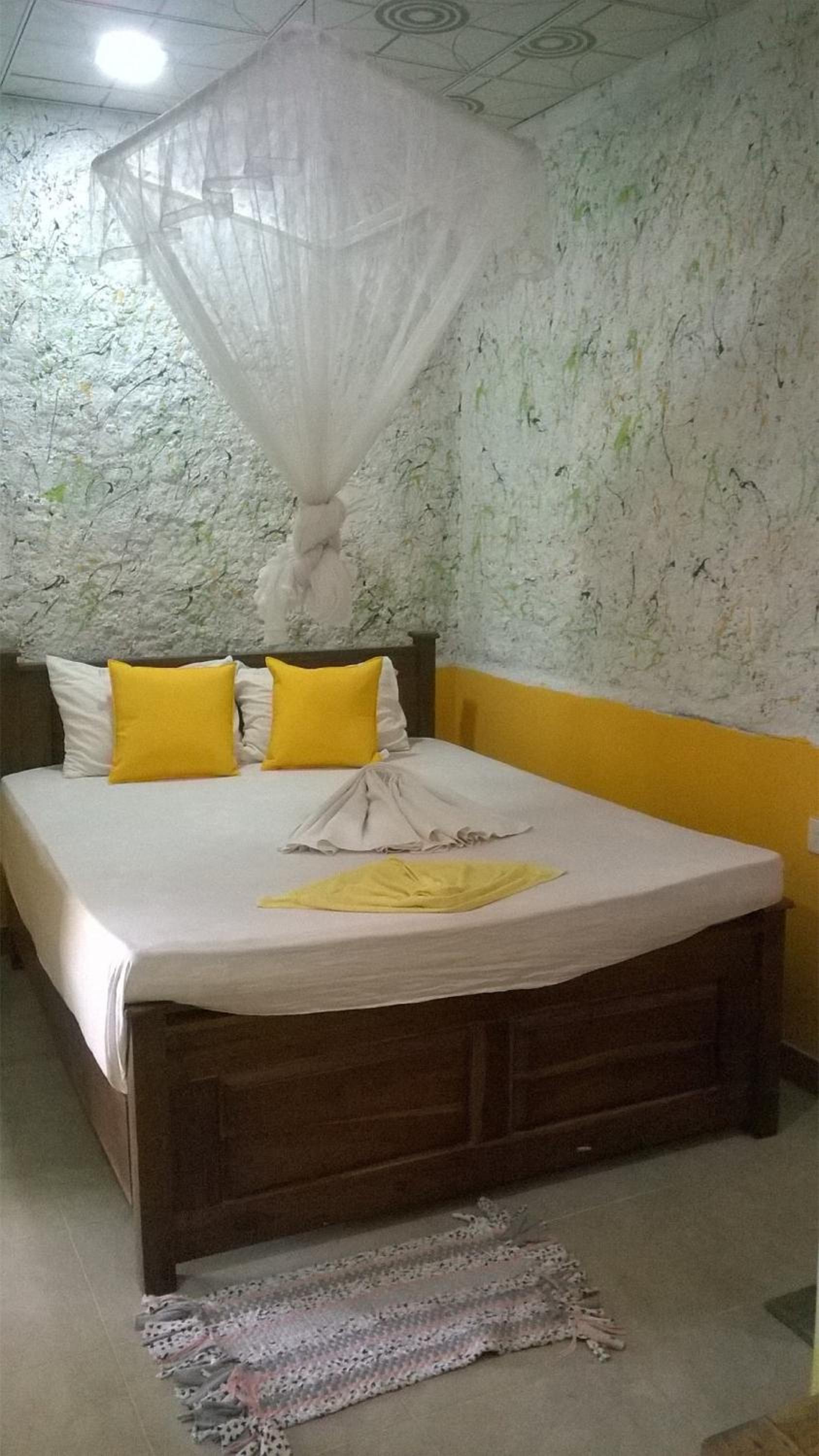 Budget Double Room photo 3