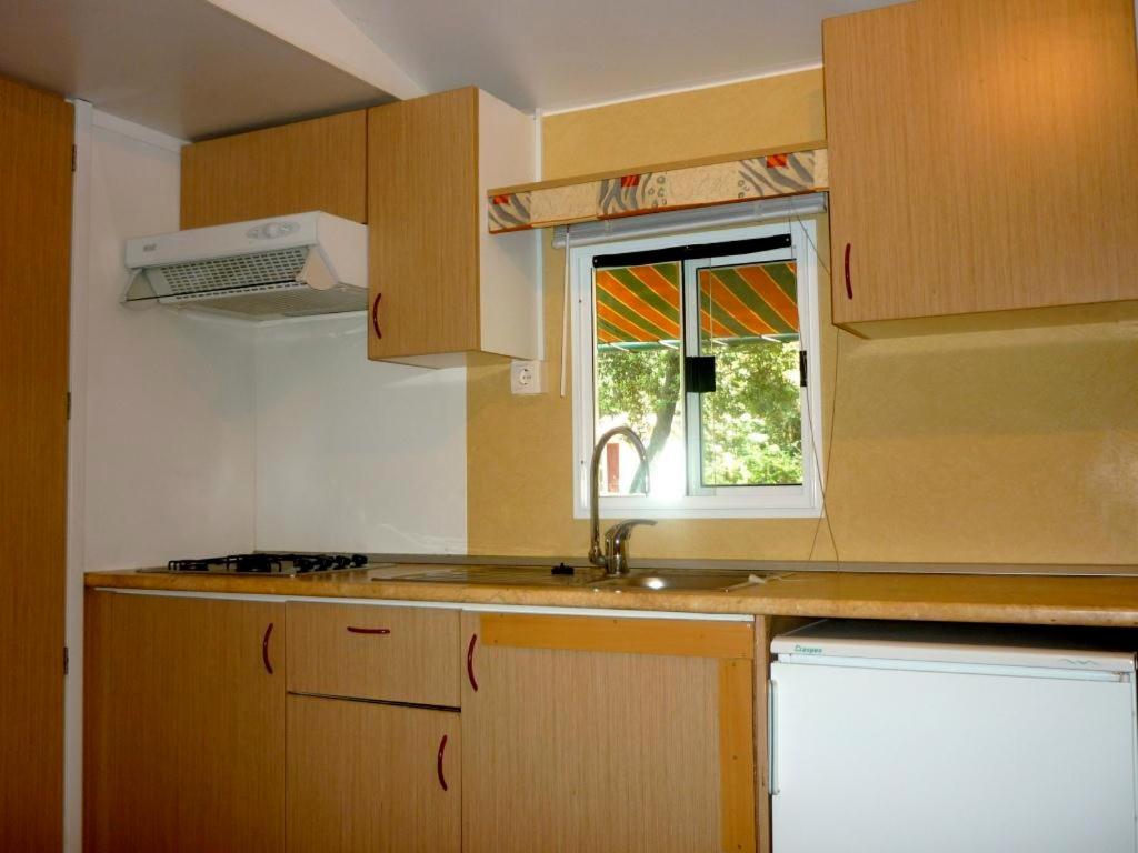 Basic Mobile Home (2 Adults)  photo 1
