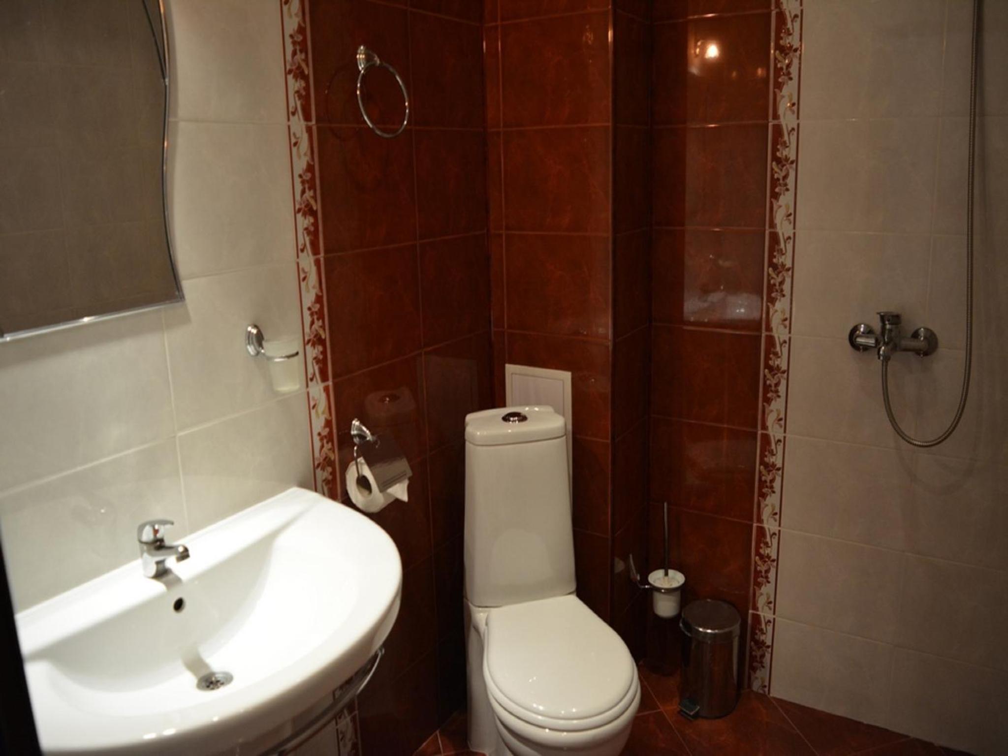 One-Bedroom Suite - Photo 3