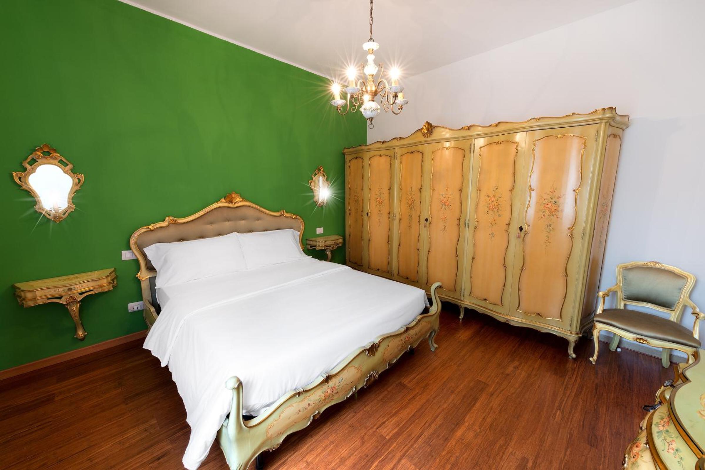 Two-Bedroom Apartment - Via Amatore Sciesa Int. 2