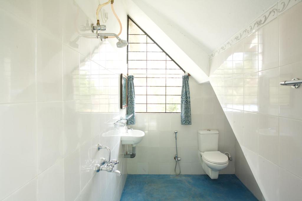 Deluxe Double Room with Balcony photo 3