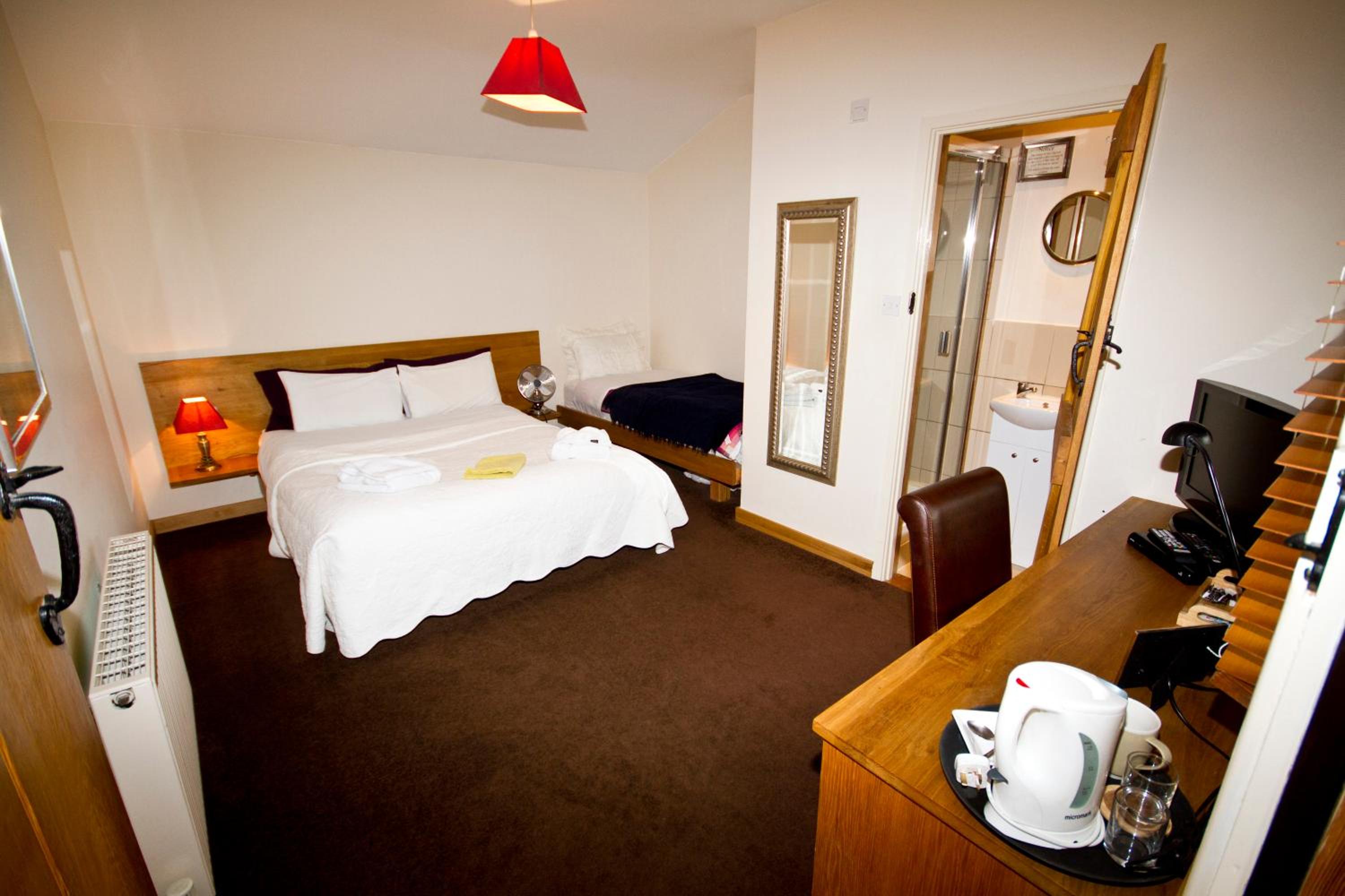 Double Room - Photo 1