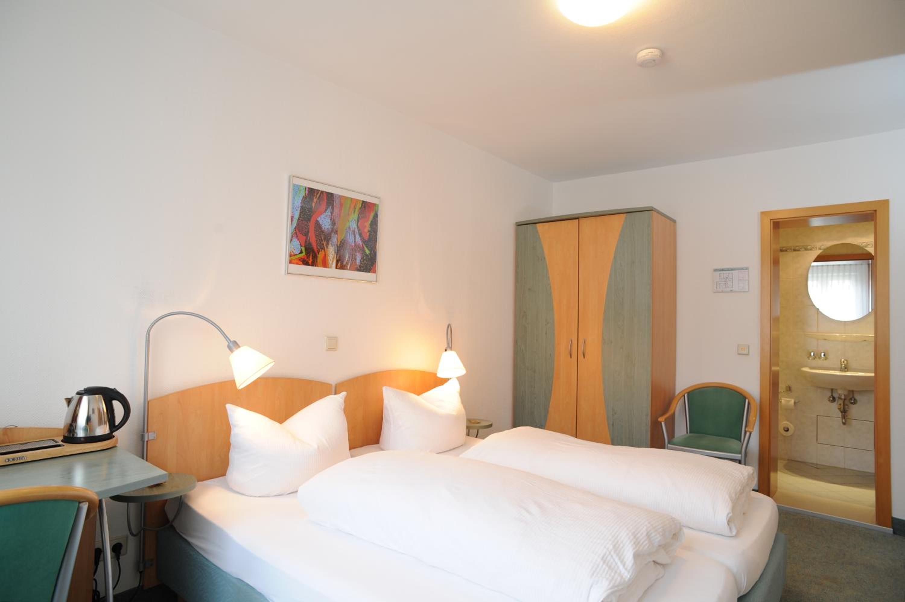 Double Room - Photo 4