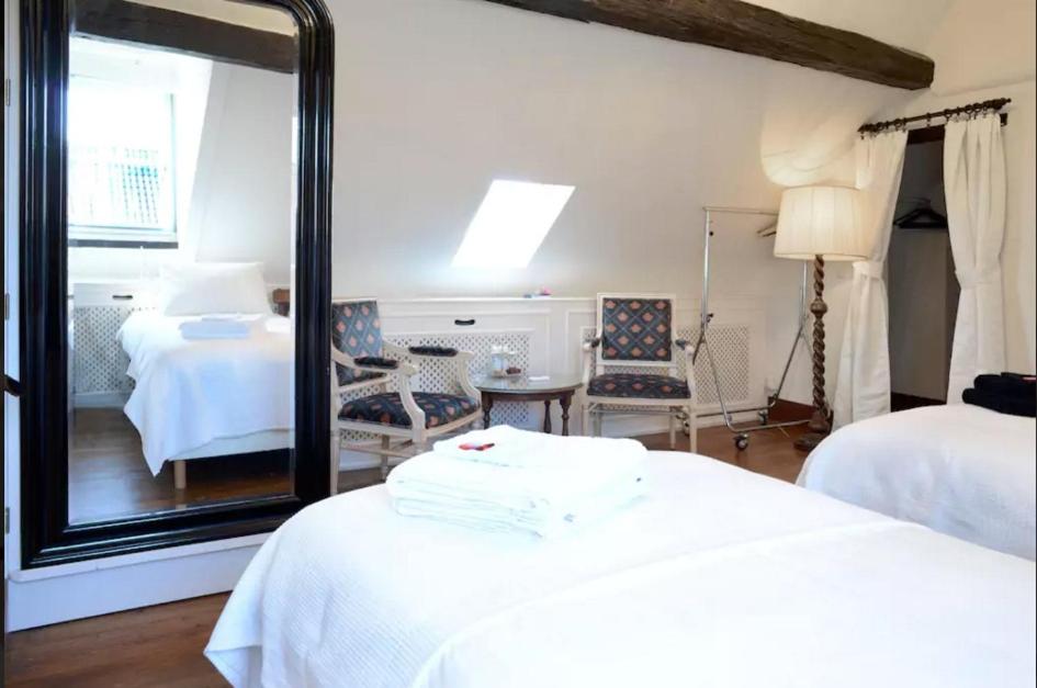 Family Room with Private Bathroom - Photo 1