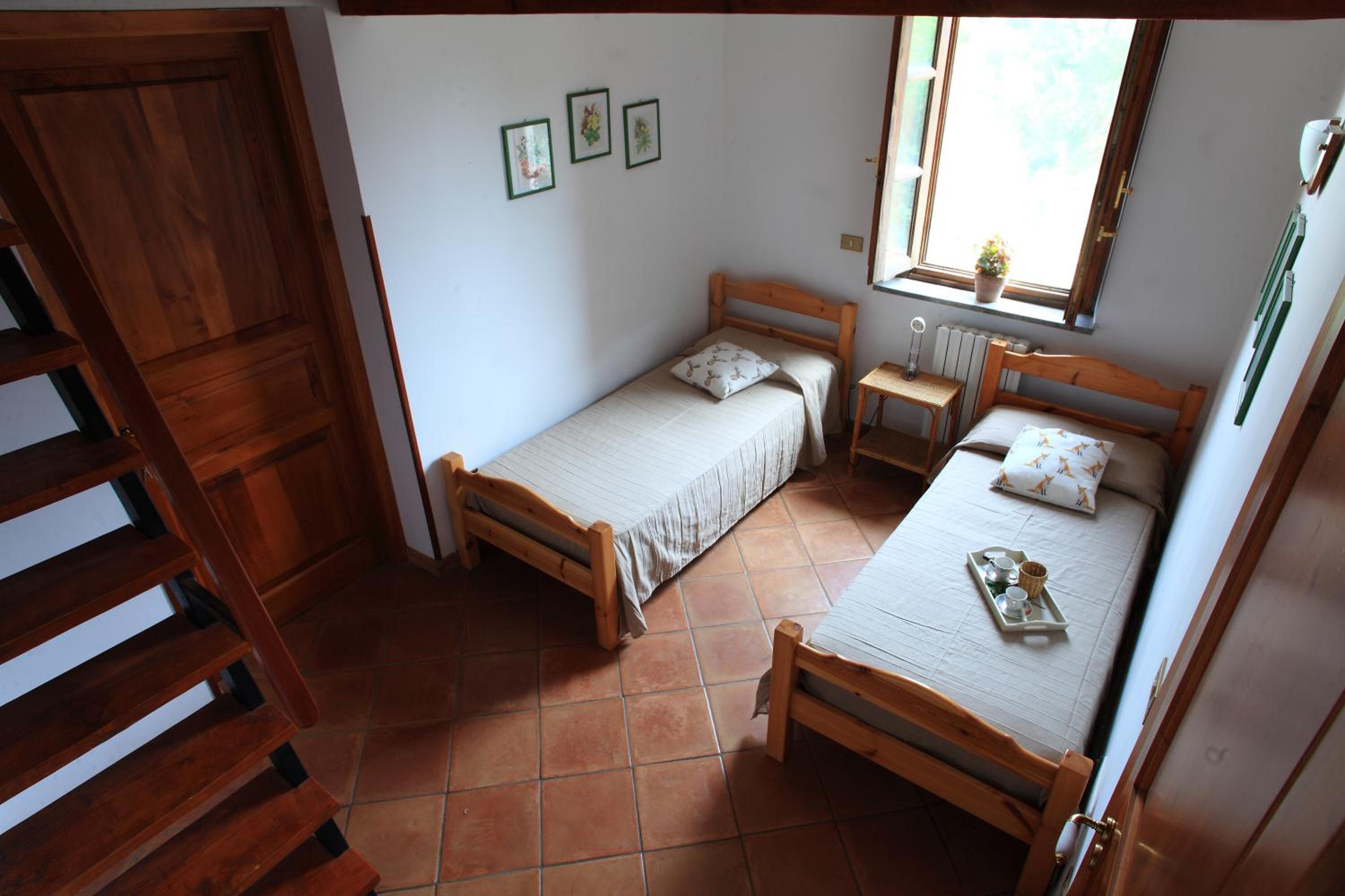 Apartment with Mountain View photo 1