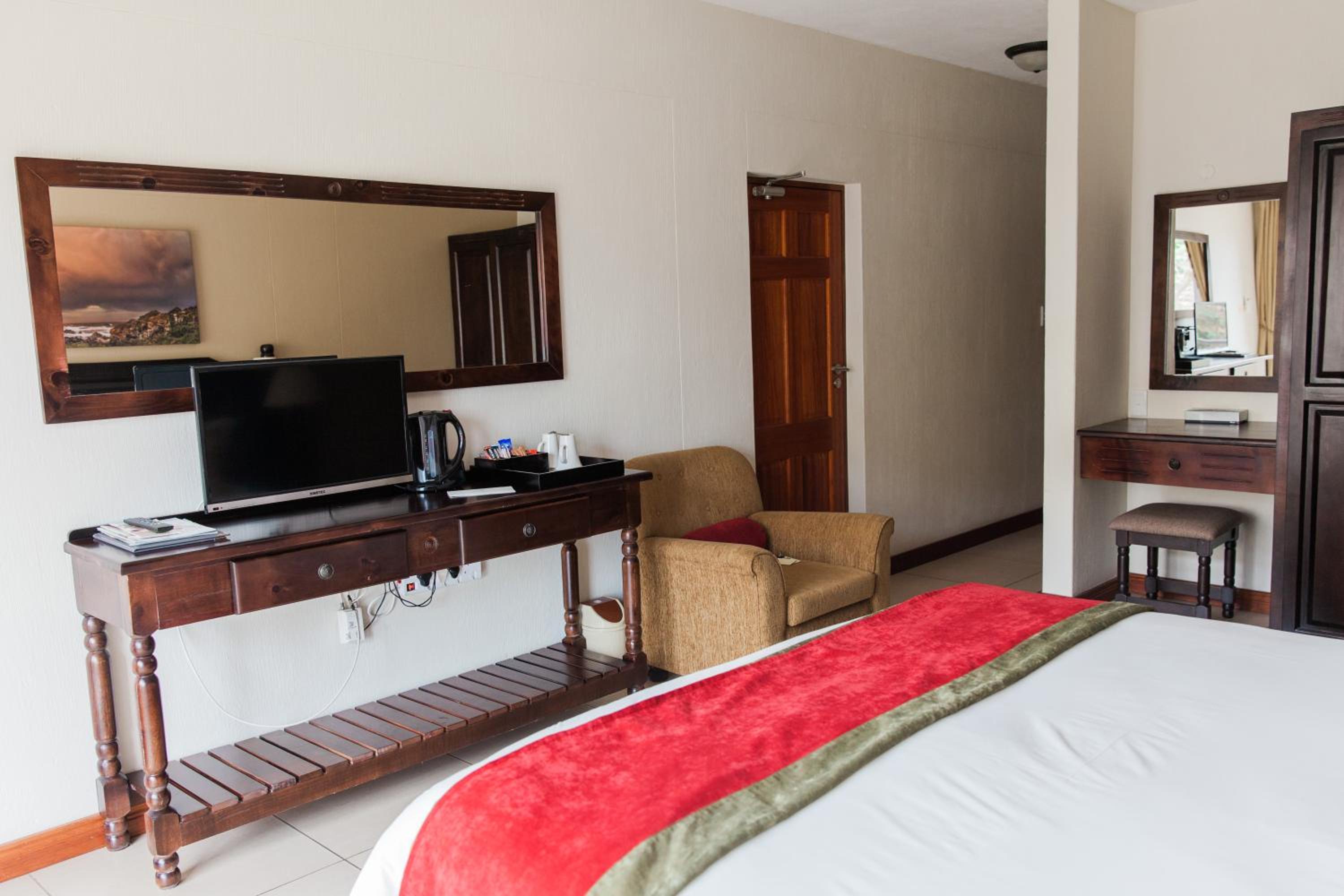 Executive Twin Room - Photo 4