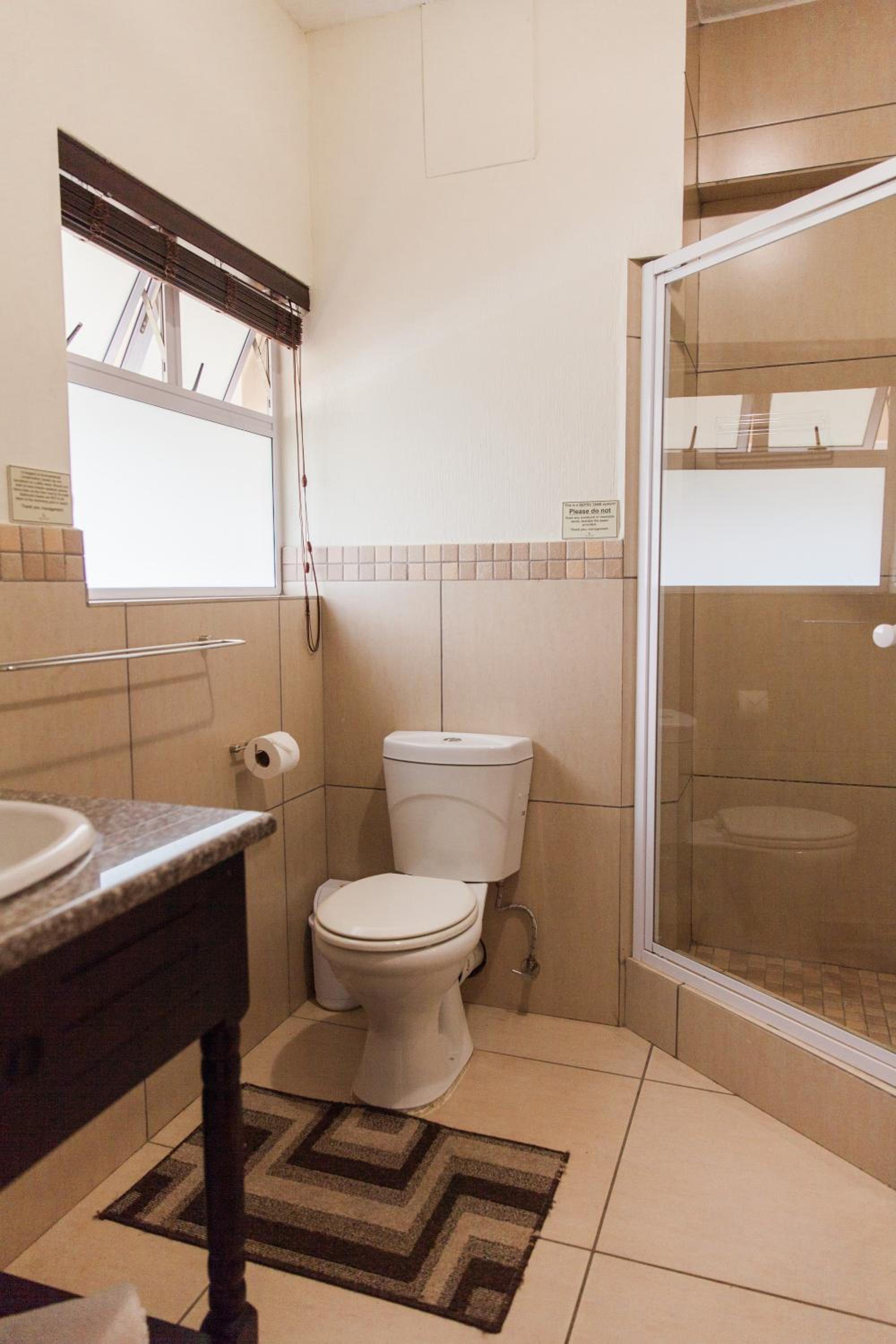 Executive Twin Room - Photo 6