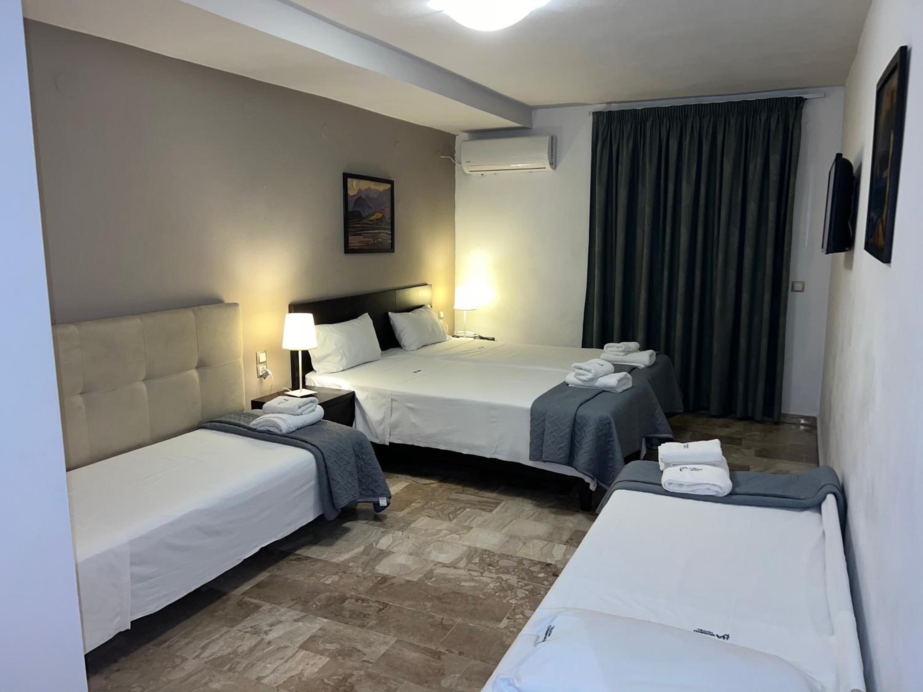 Classic Triple Room