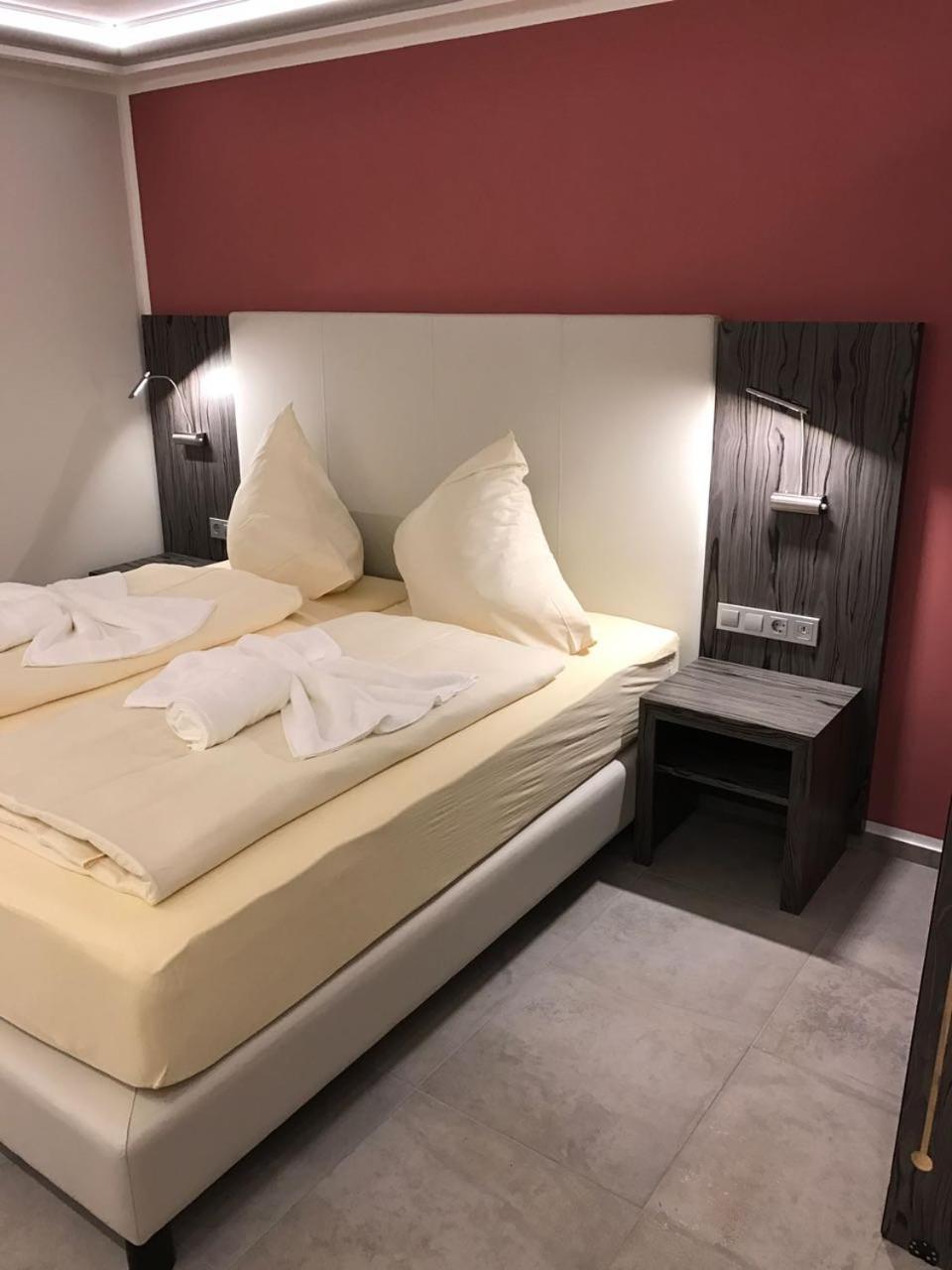 Large Double Room