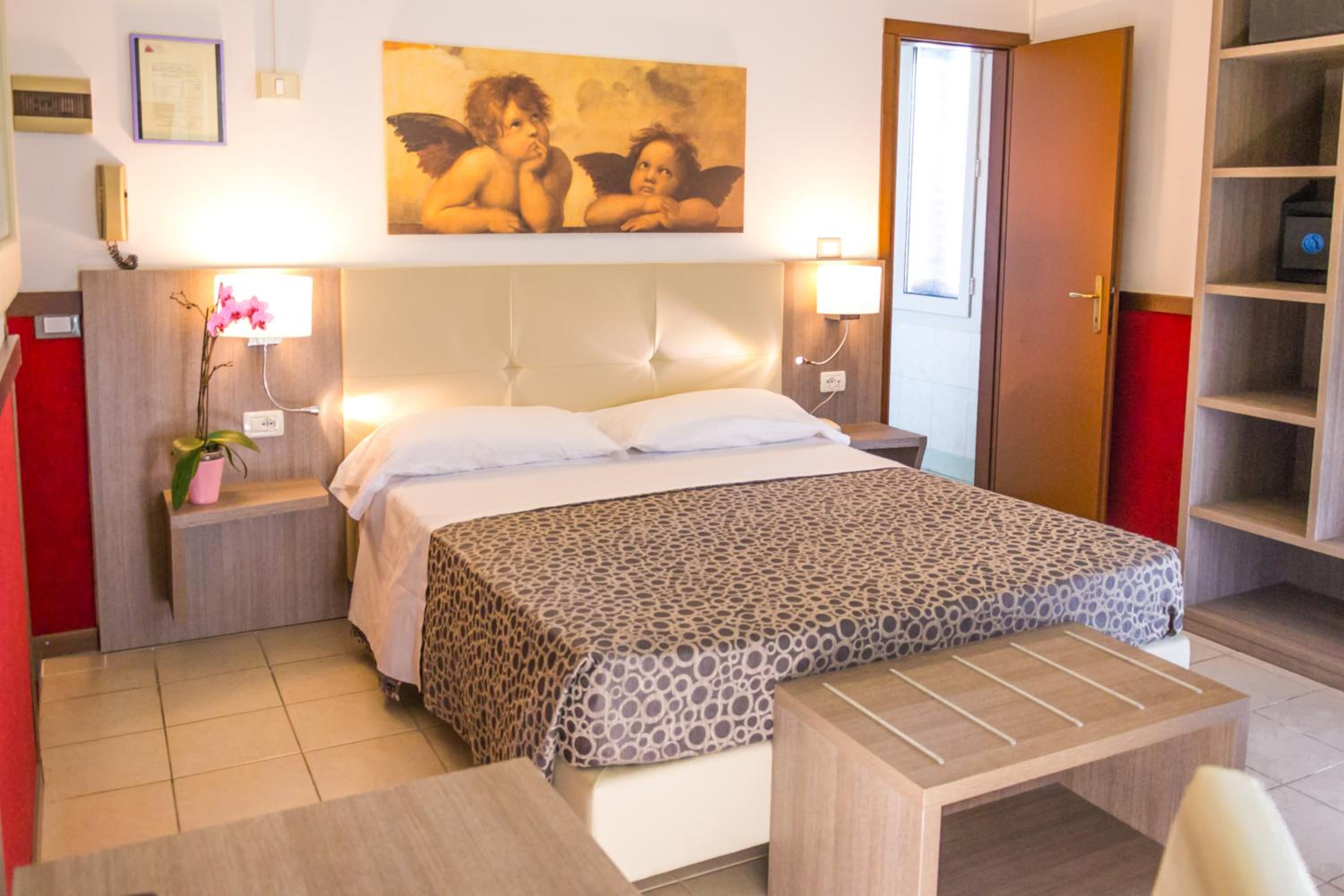 Double Room - Photo 1