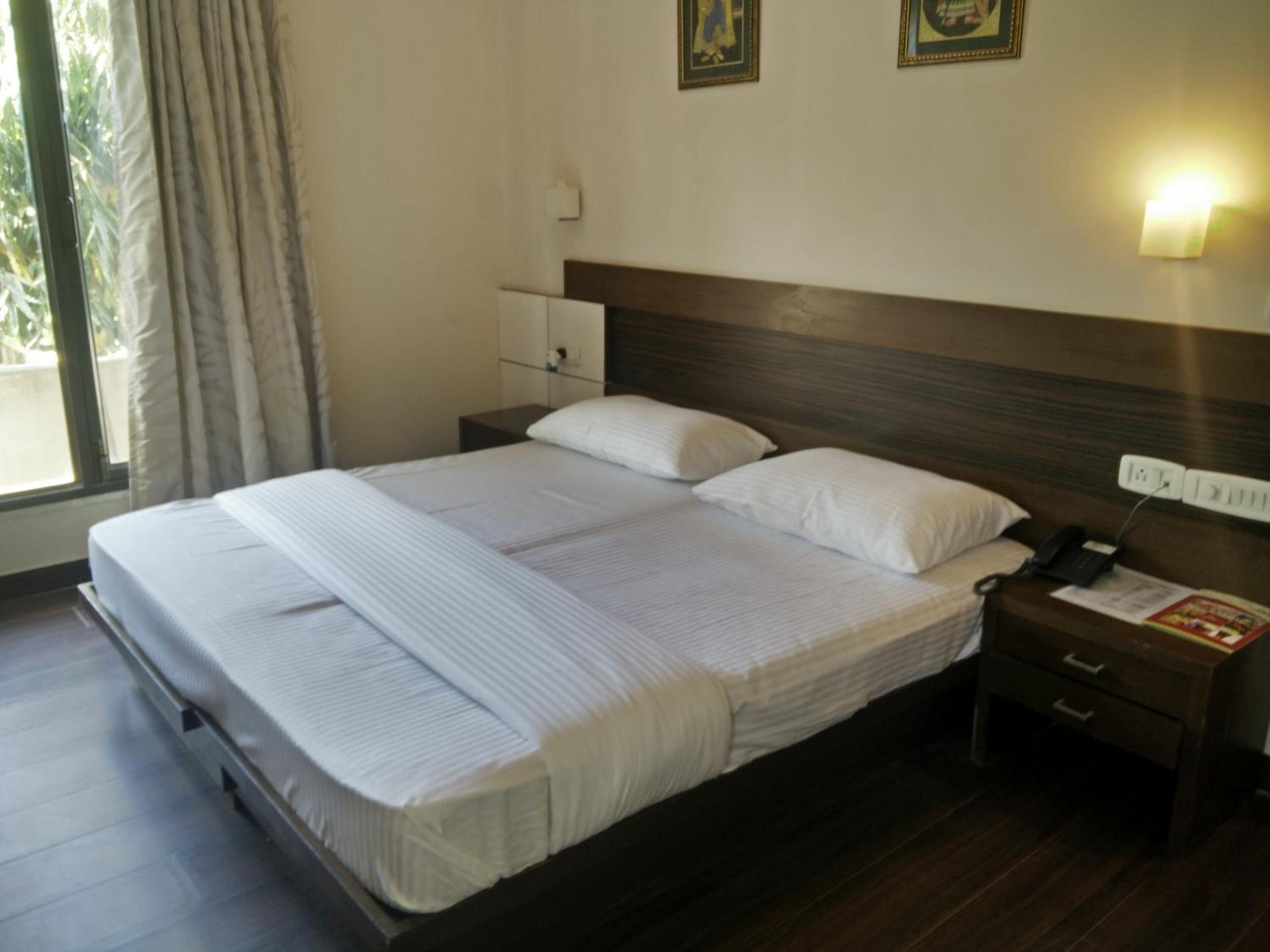 Suite - Photo 2