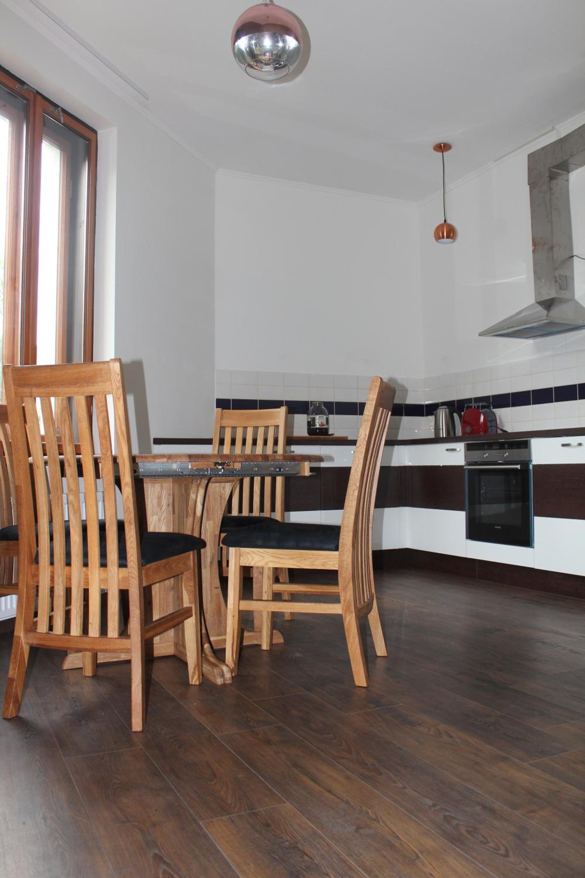 Deluxe Family Room - Photo 12