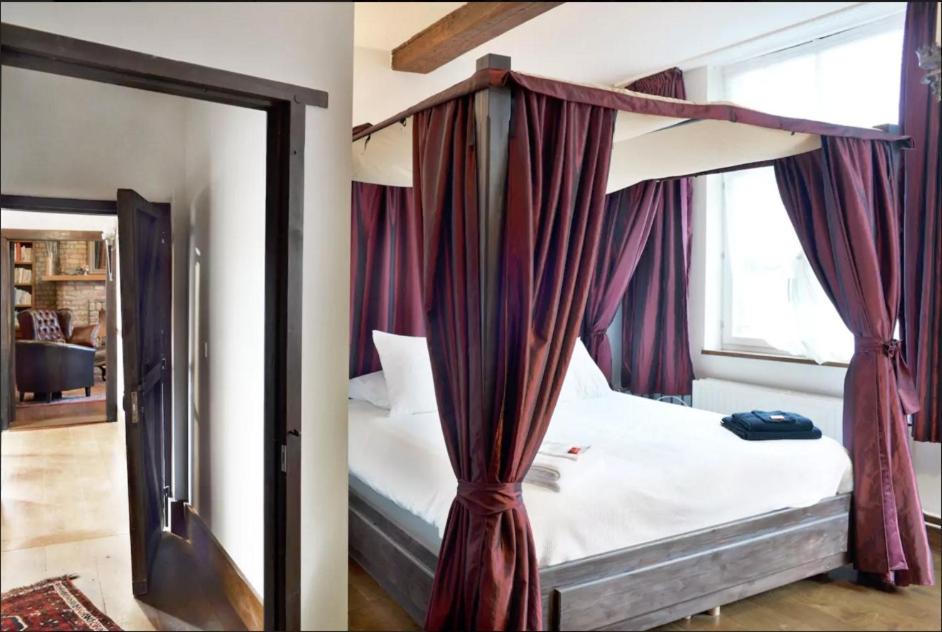 Deluxe Suite with Spa Bath - Photo 1
