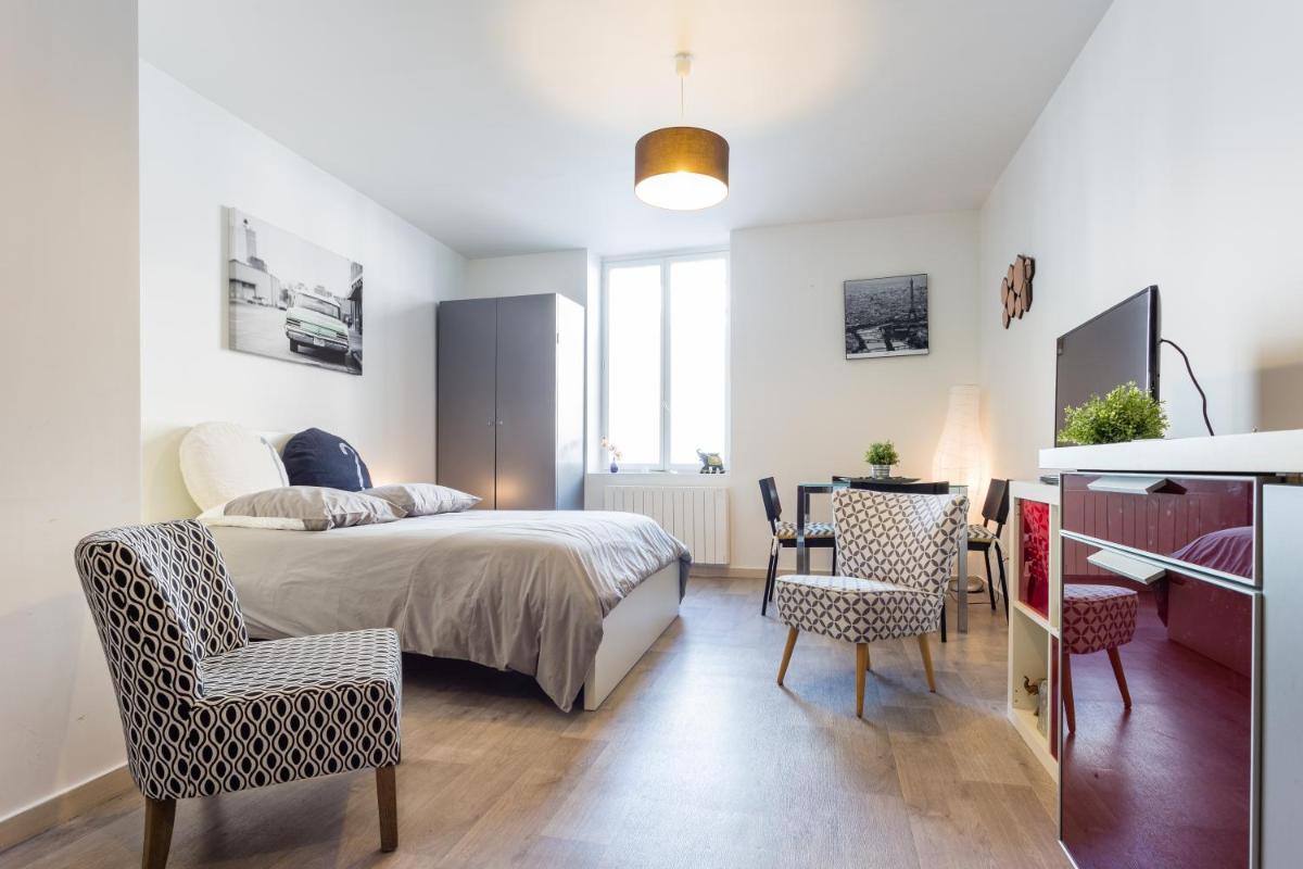Studio Apartment - Ground Floor photo 2