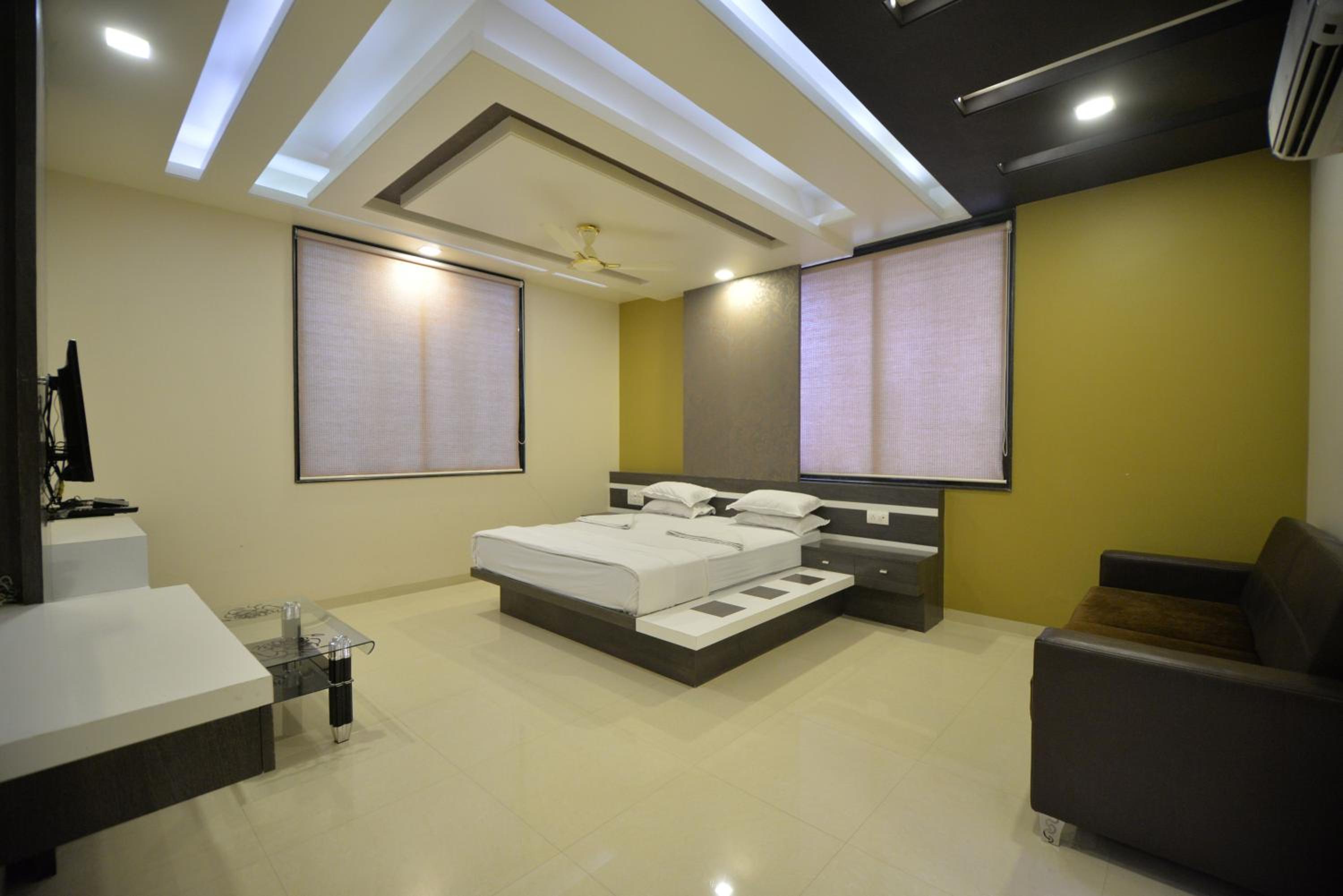 Deluxe Family Room photo 2