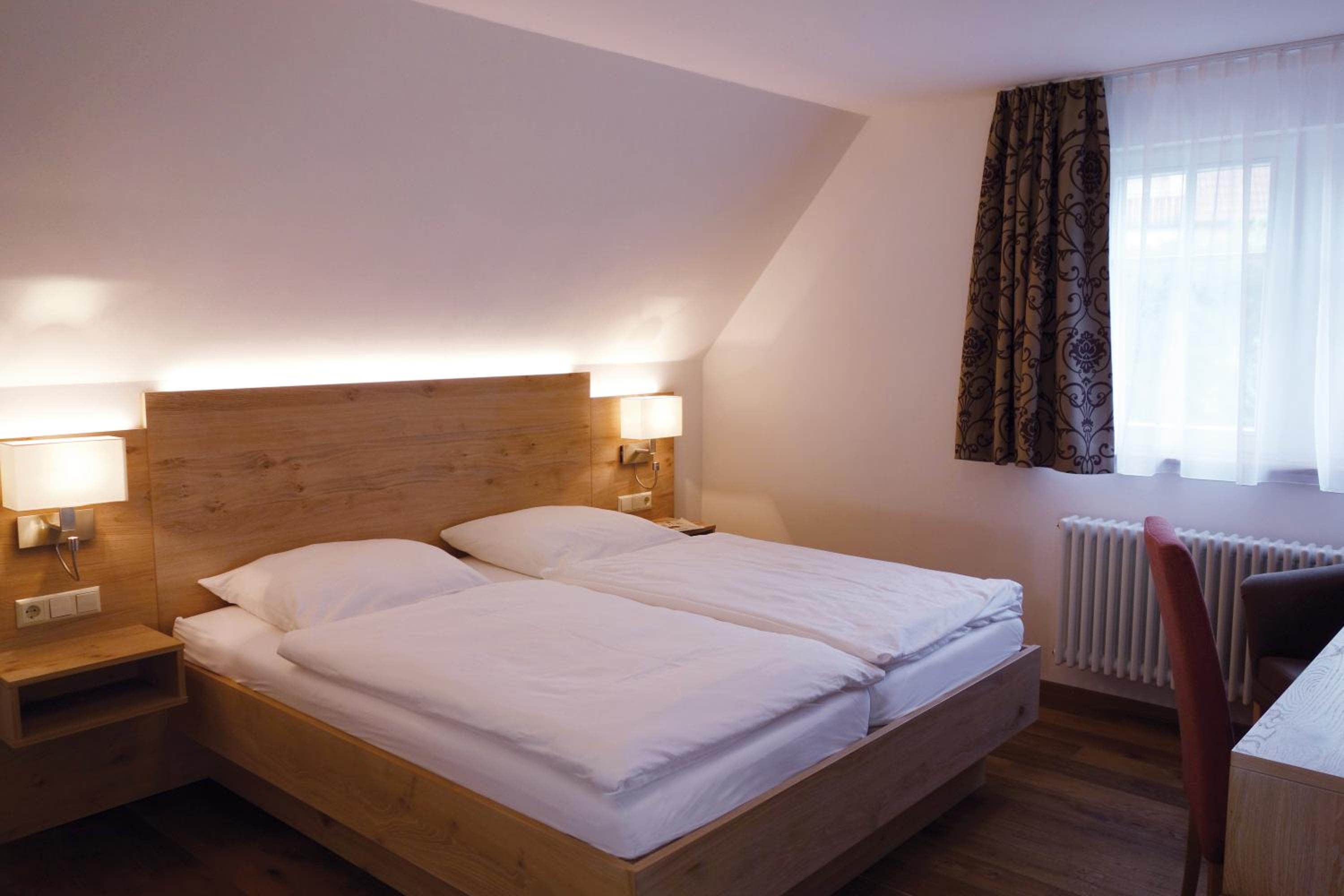 Classic Double Room - Photo 4
