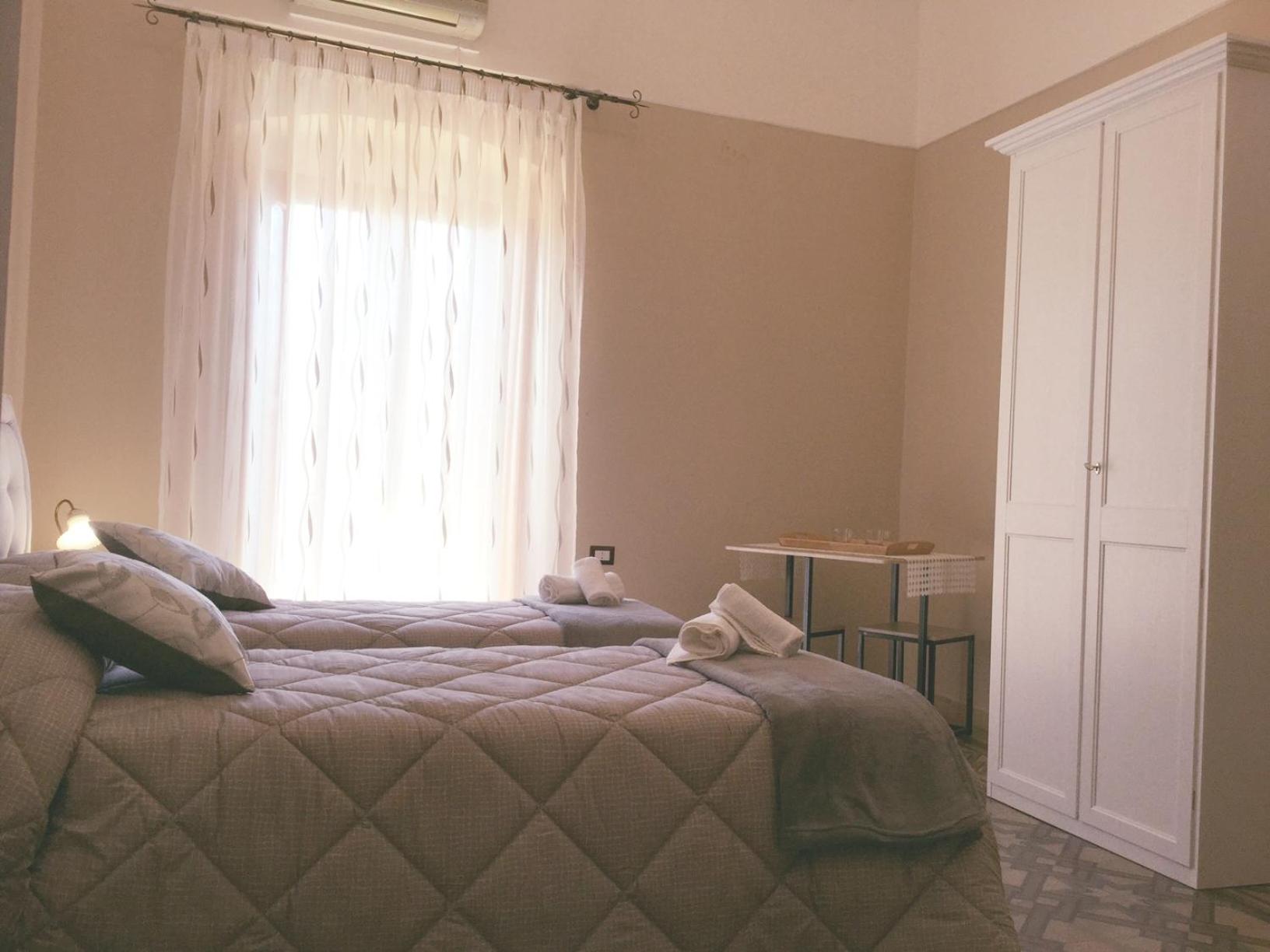 Double or Twin Room photo 2