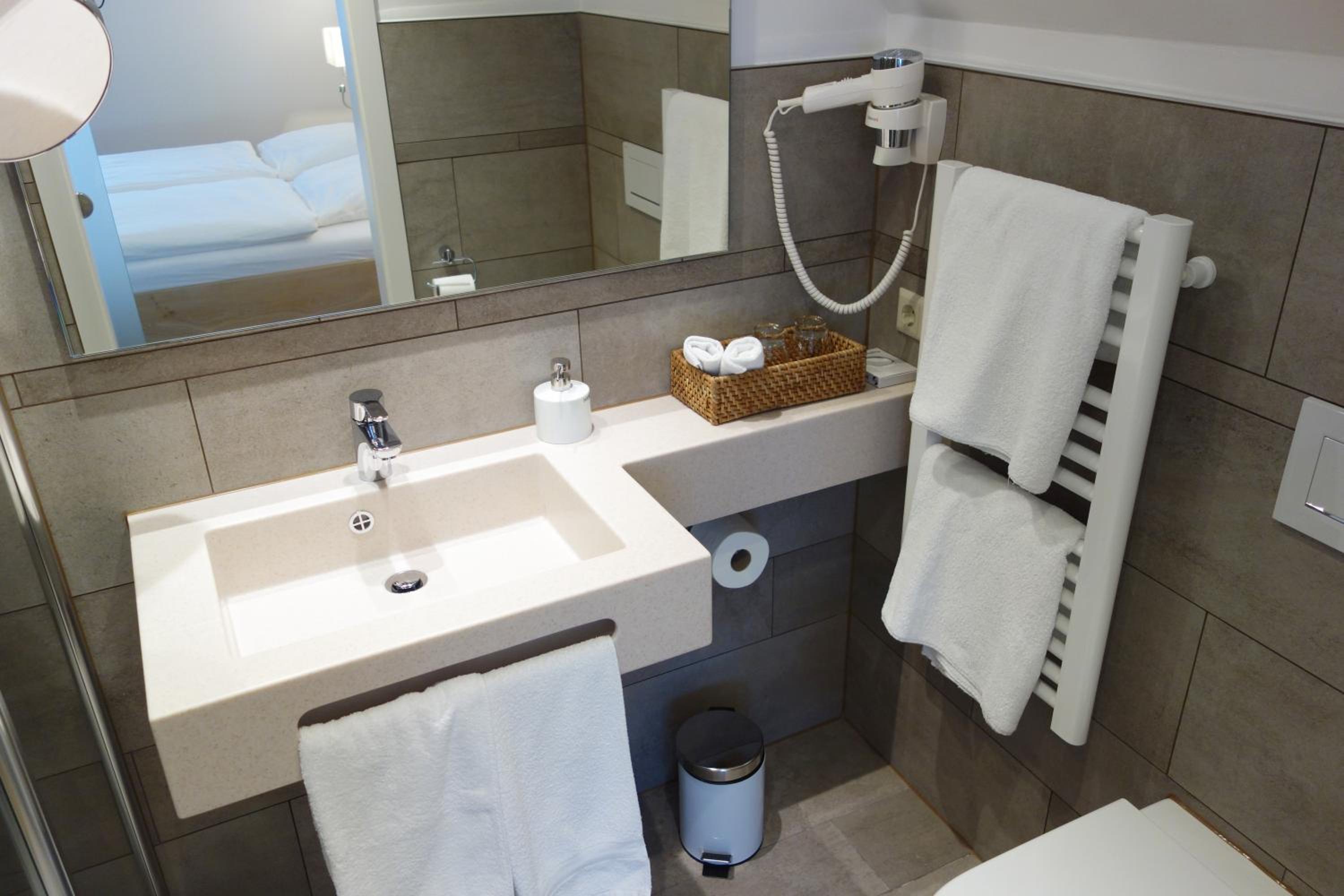 Classic Double Room - Photo 3