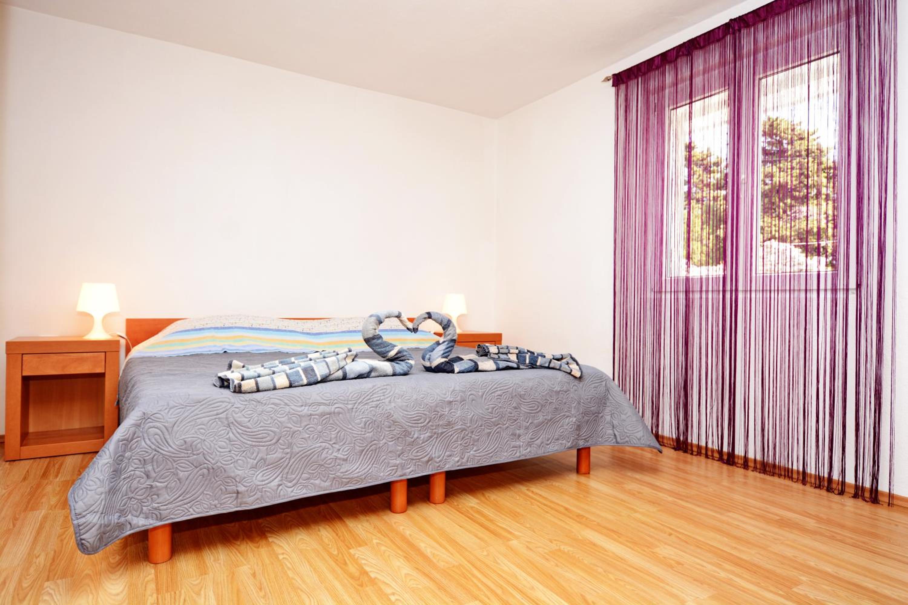 Deluxe Apartment photo 2