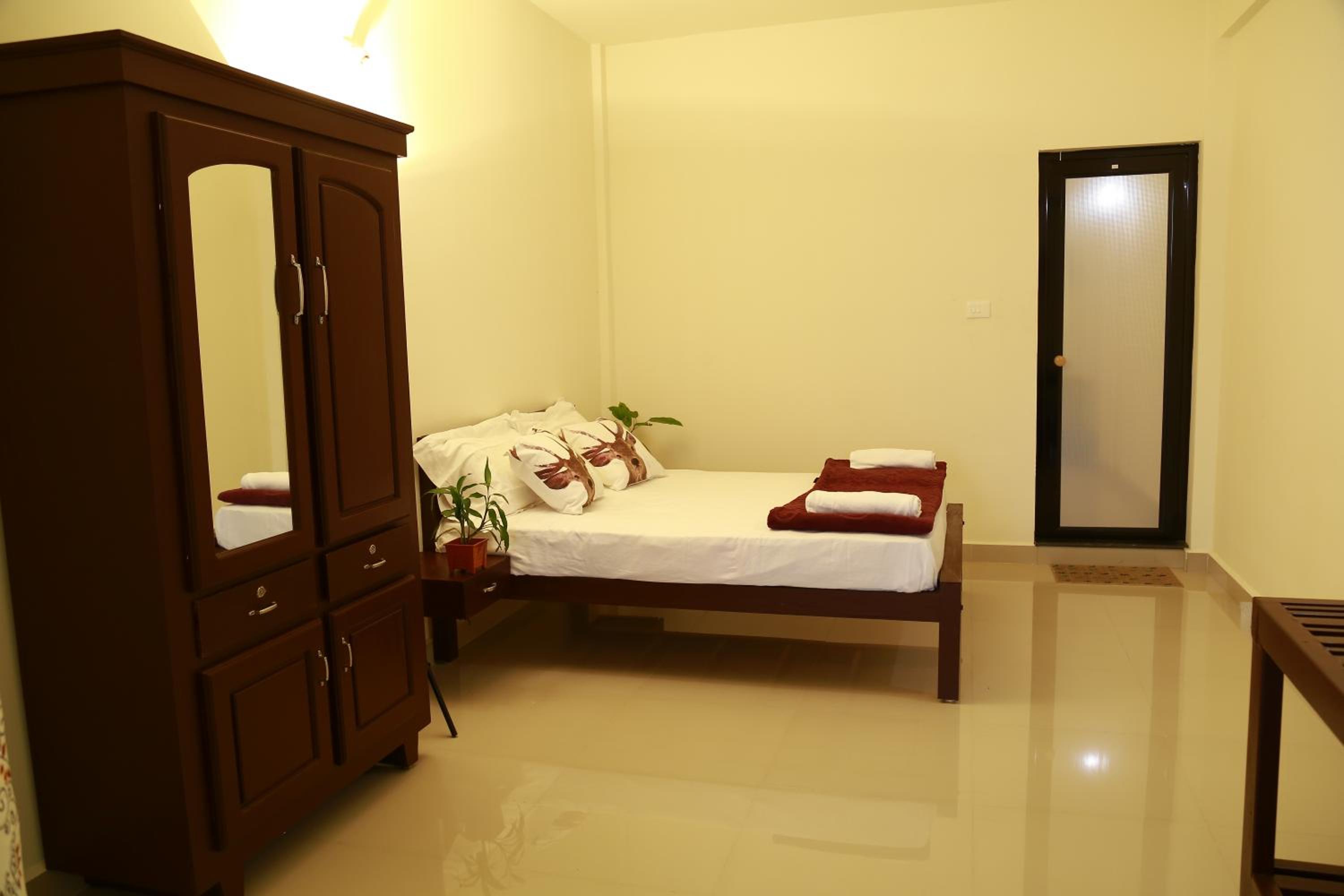 Deluxe King Room photo 3