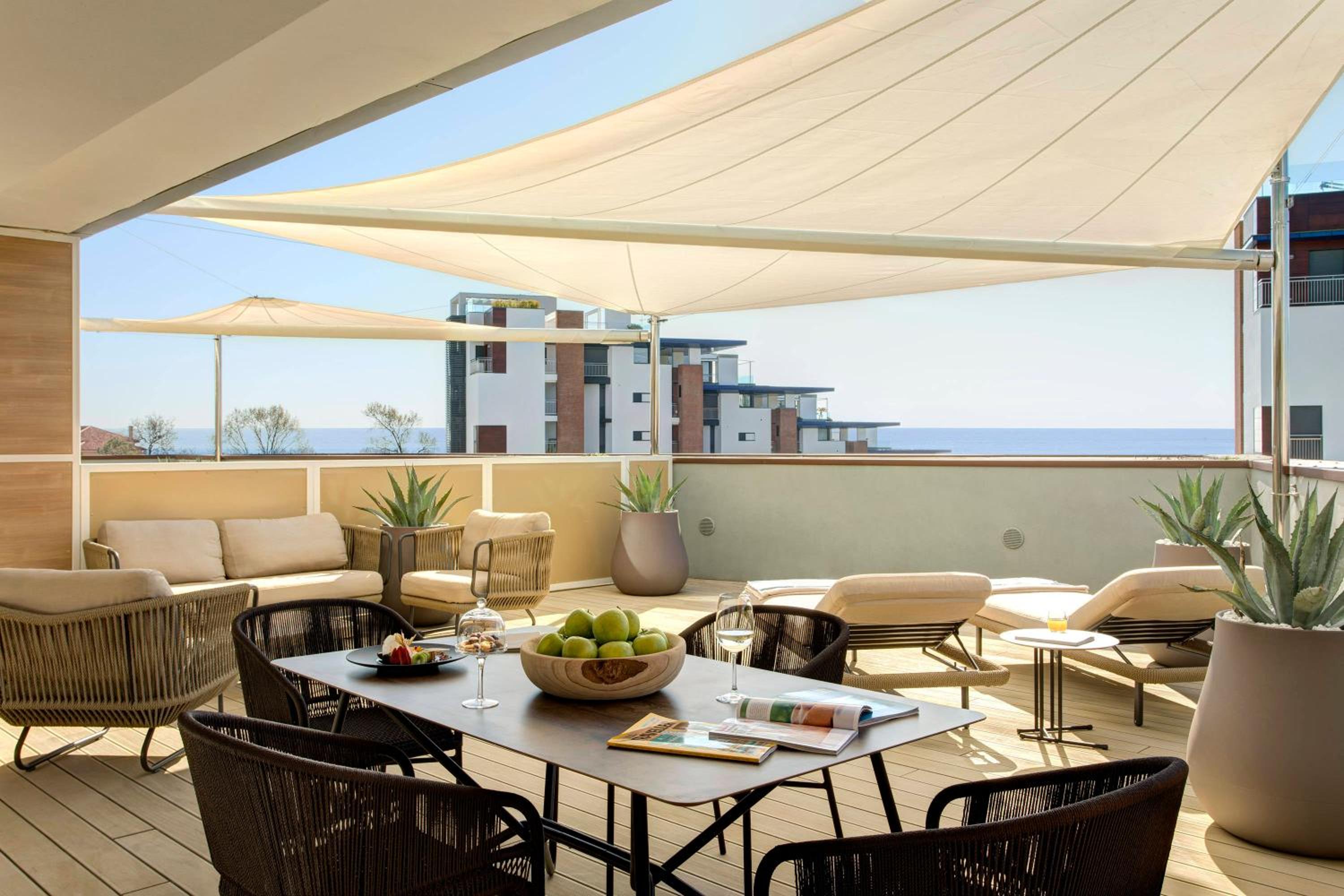 Suite with Terrace photo 2